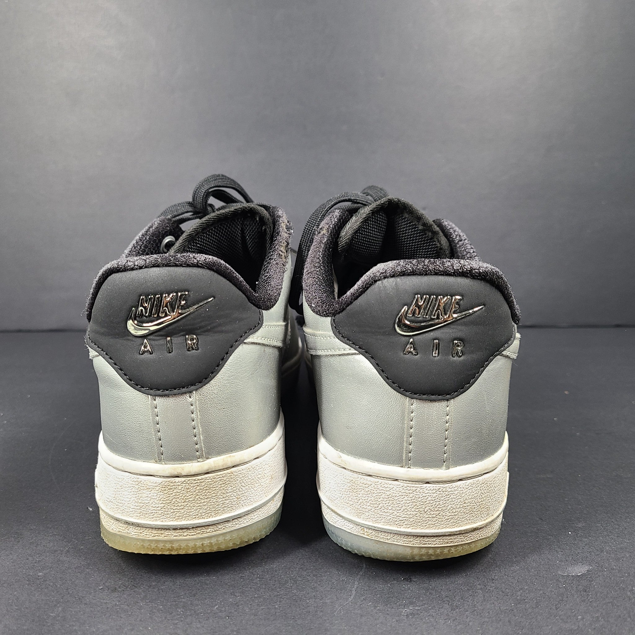 Nike Air Force 1 '07 SE Low Chrome Pack - Metallic Silver DX6764-001 Sz 8.5 READ