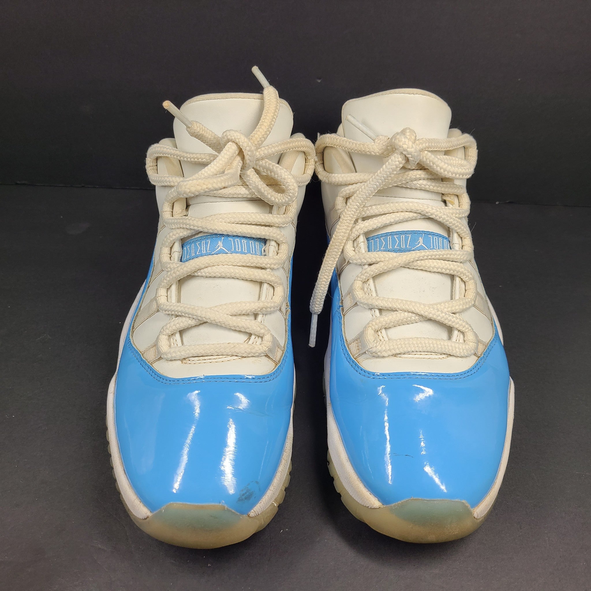 Nike Air Jordan 11 XI Retro Low White Columbia Blue Patent Shoes 136053-141 9.5