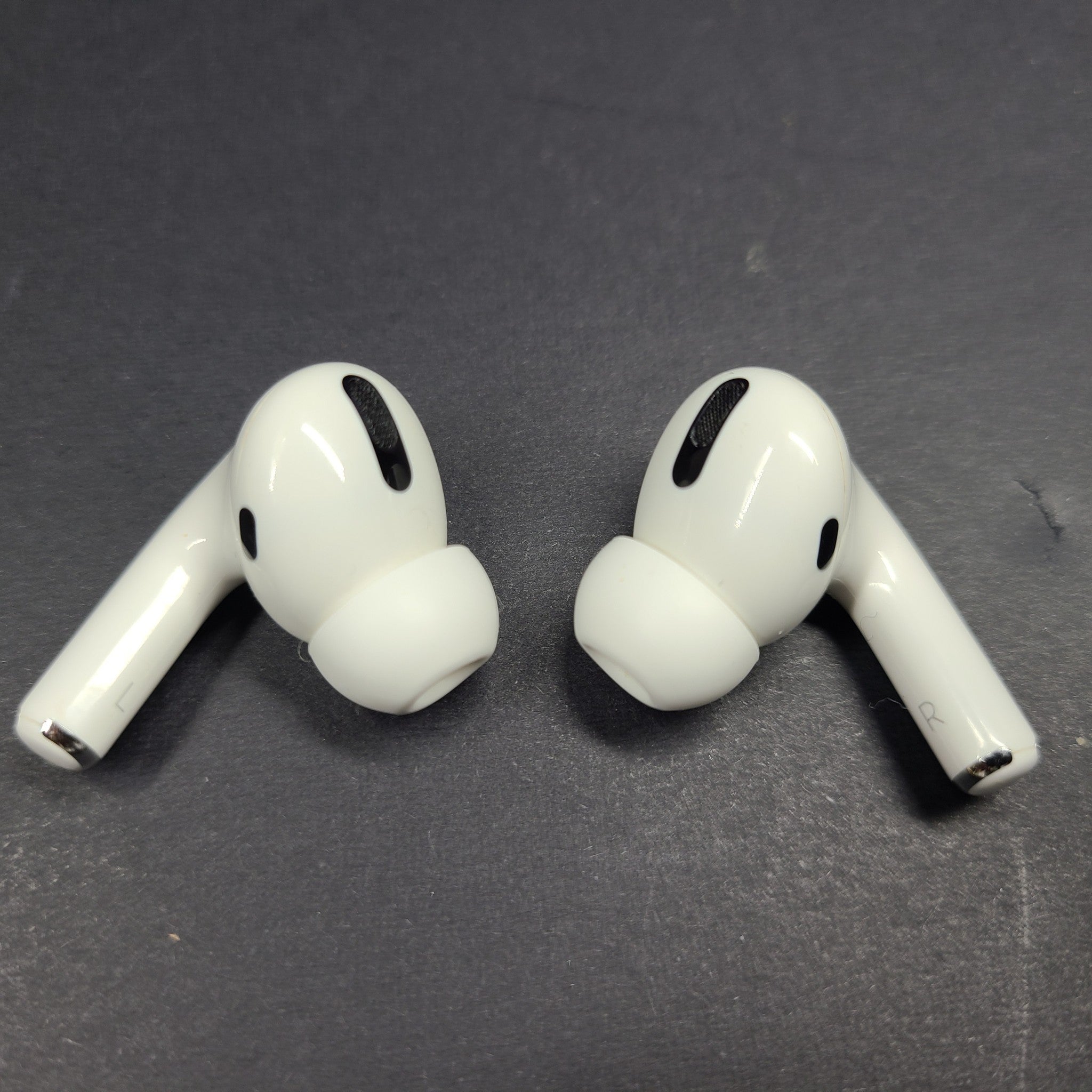Apple AirPods Pro 1st Gen A2083 A2084 with A2190 MagSafe Case OEM - READ!