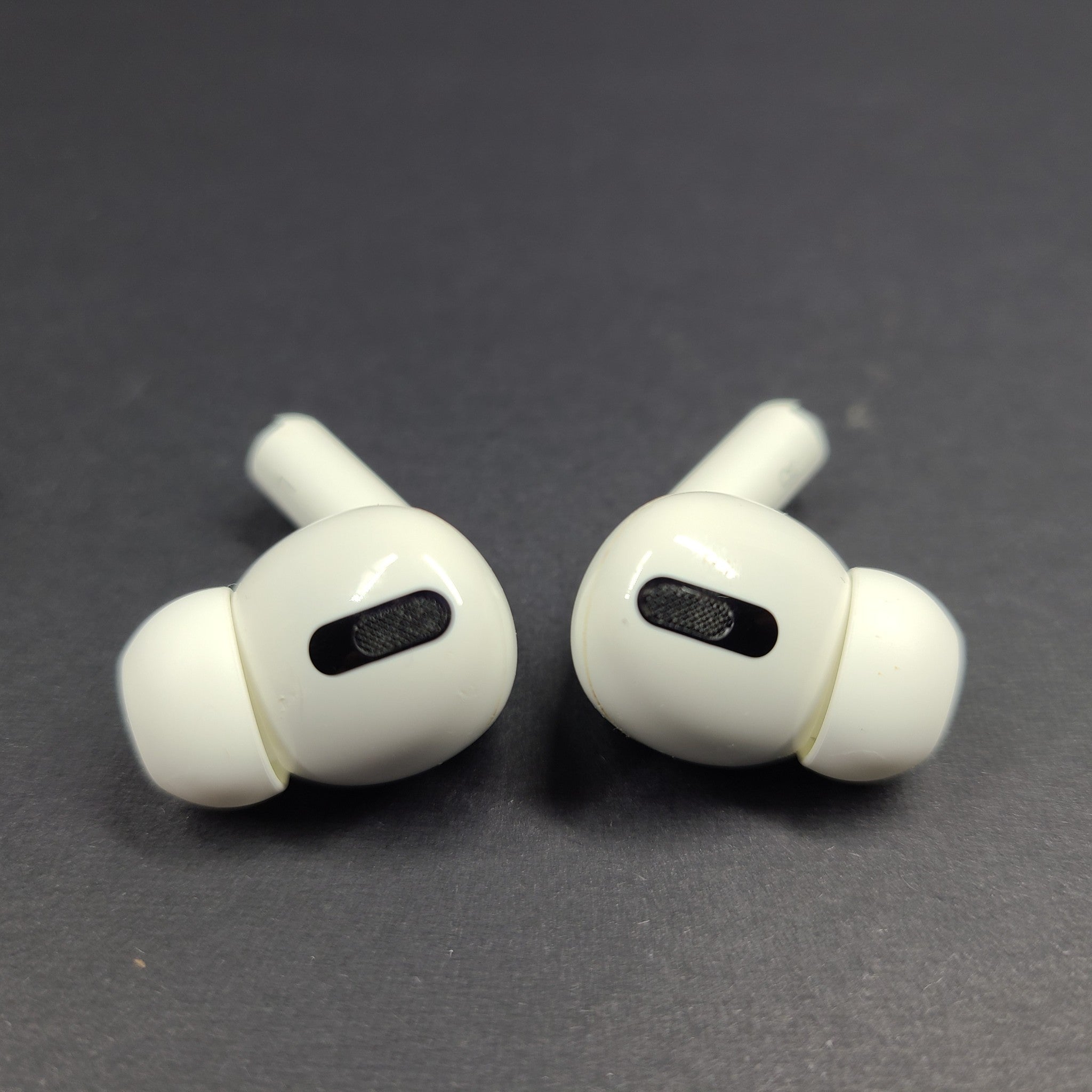 Apple AirPods Pro 1st Gen A2083 A2084 with A2190 MagSafe Case OEM - READ!