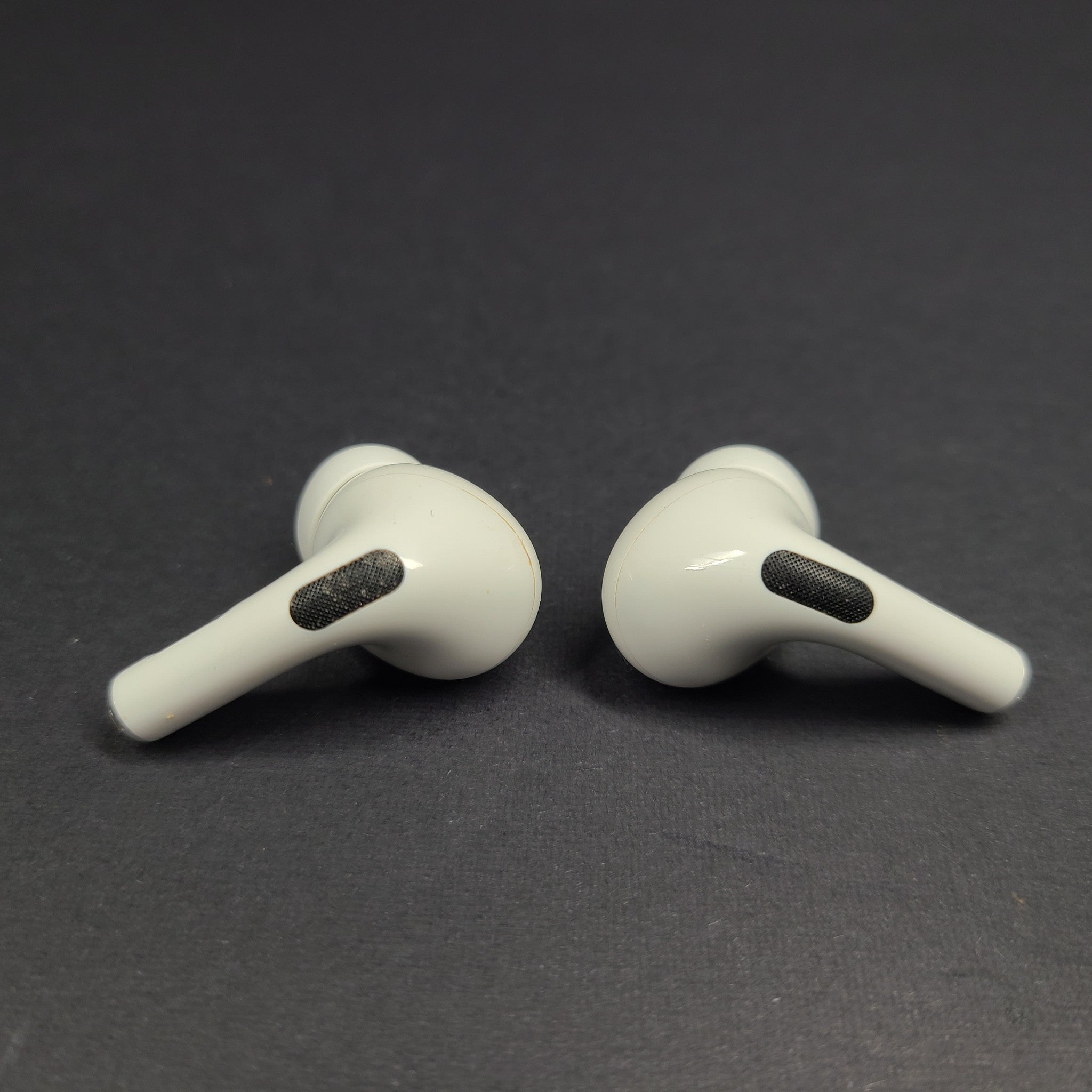 Apple Airpods Pro 1st Gen Case With Earbuds Original Apple A2190A 2084 A2083 CN
