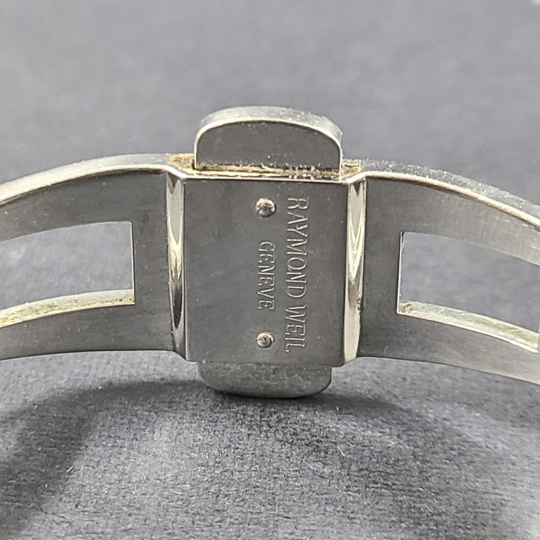 Raymond Weil Rare Tango Collection Men's Watch Model 5590 Silver