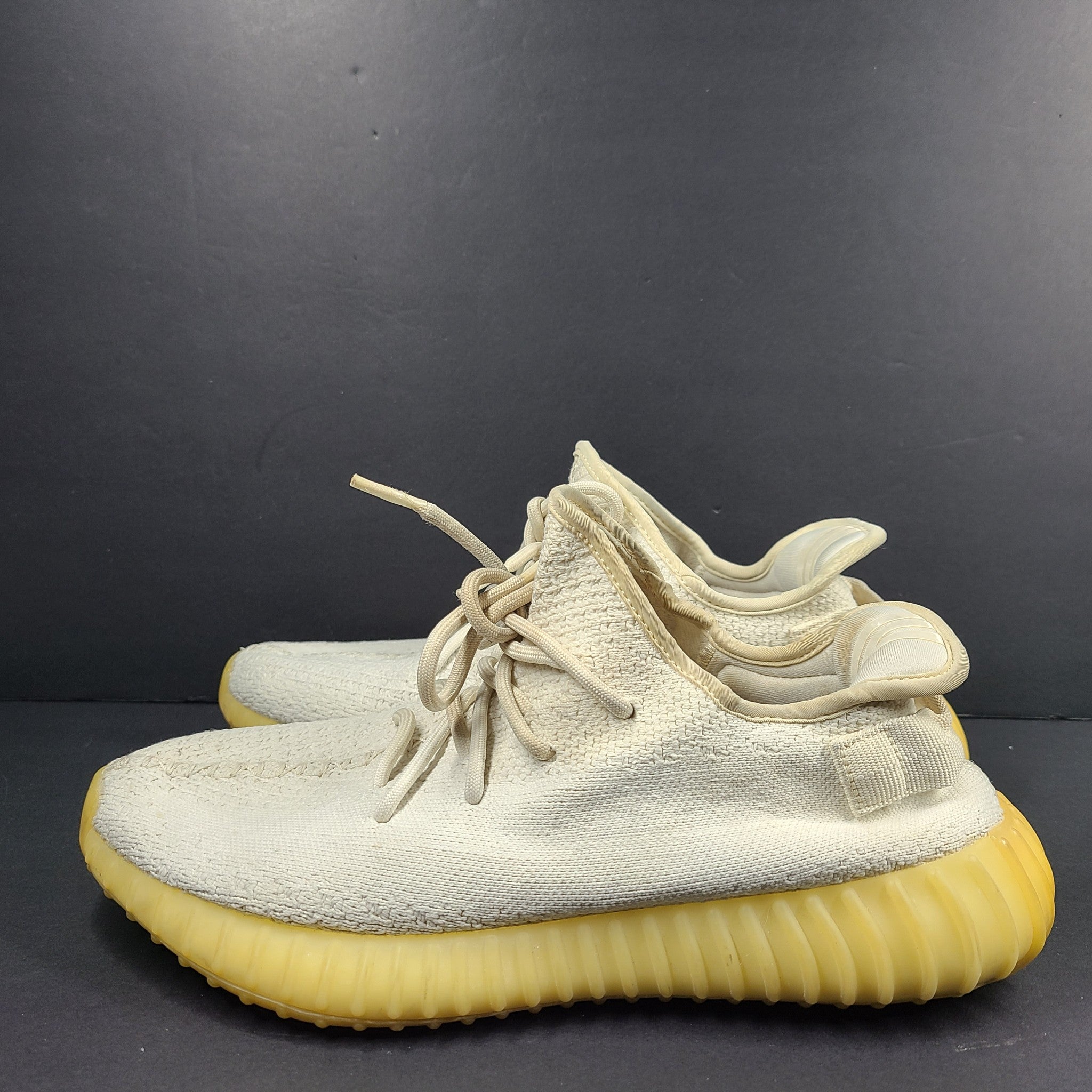Adidas Men's Yeezy Boost 350 V2 Cream White CP9366 Knit Upper Sneakers Sz 9.5