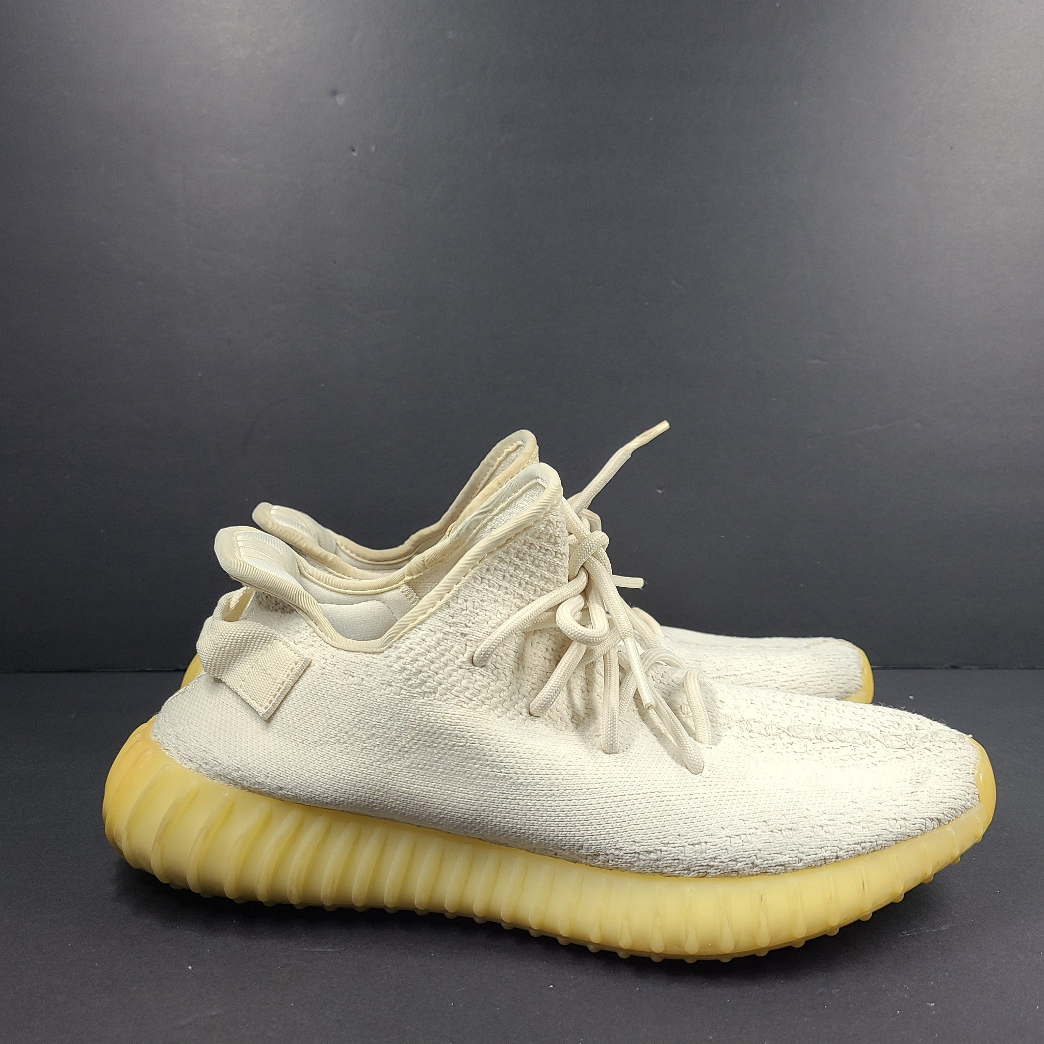 Adidas Men's Yeezy Boost 350 V2 Cream White CP9366 Knit Upper Sneakers Sz 9.5
