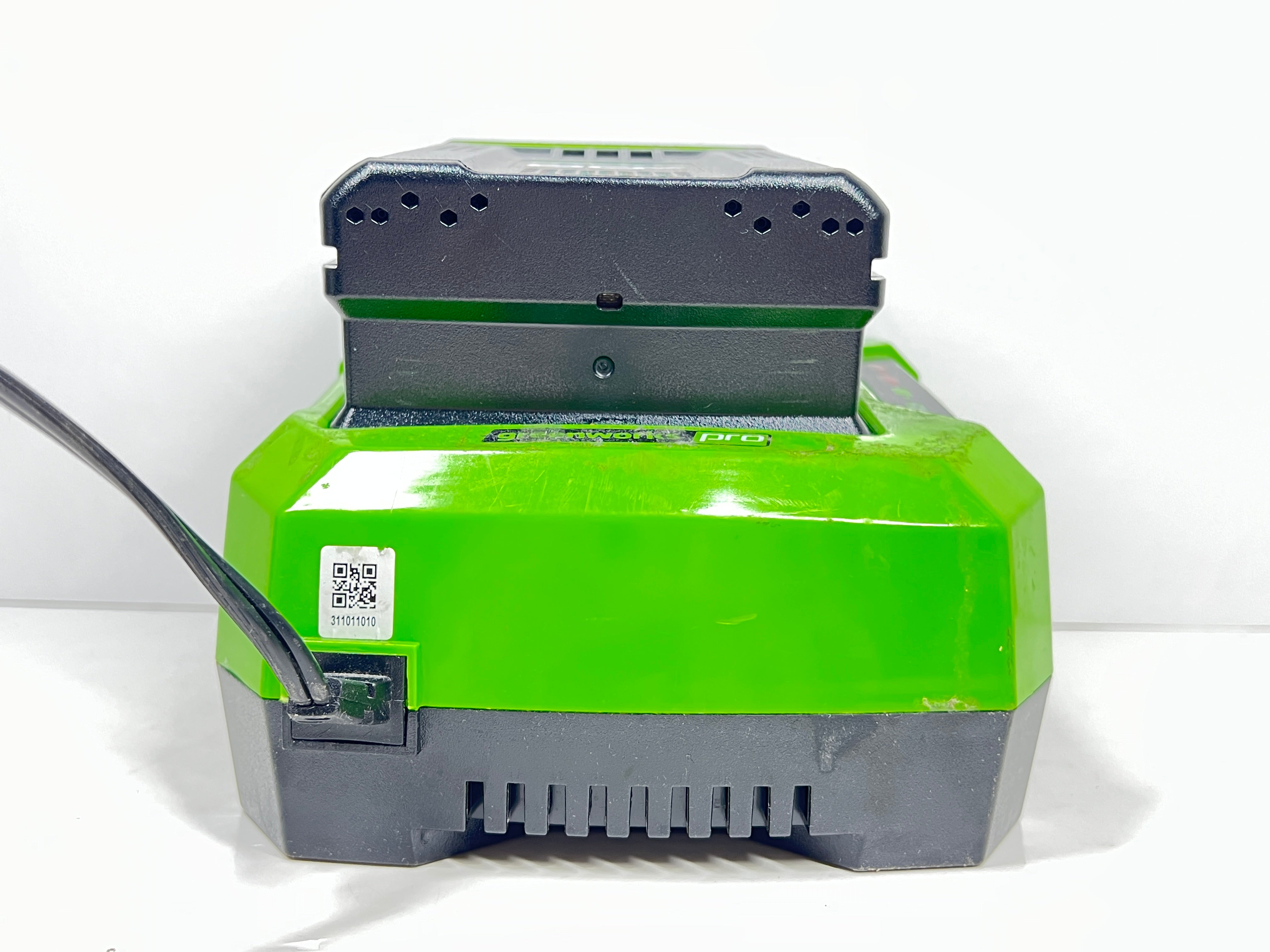 Greenworks 80V charger model 2901402 and 72V 2Ah battery bundle for outdoor tools