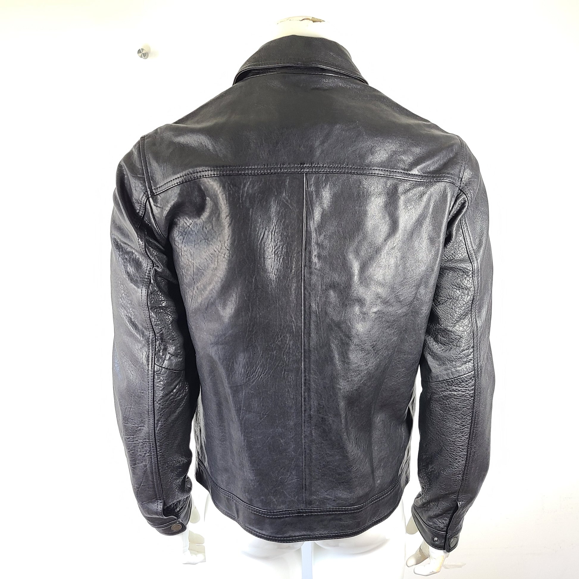 A stylish black Danier Dion Leather Jacket in Size S