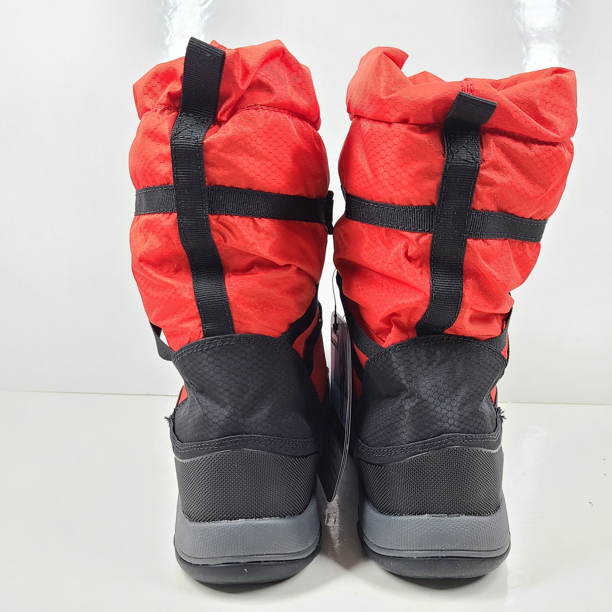 A pair of black Baffin winter boots for men with a tundra rating