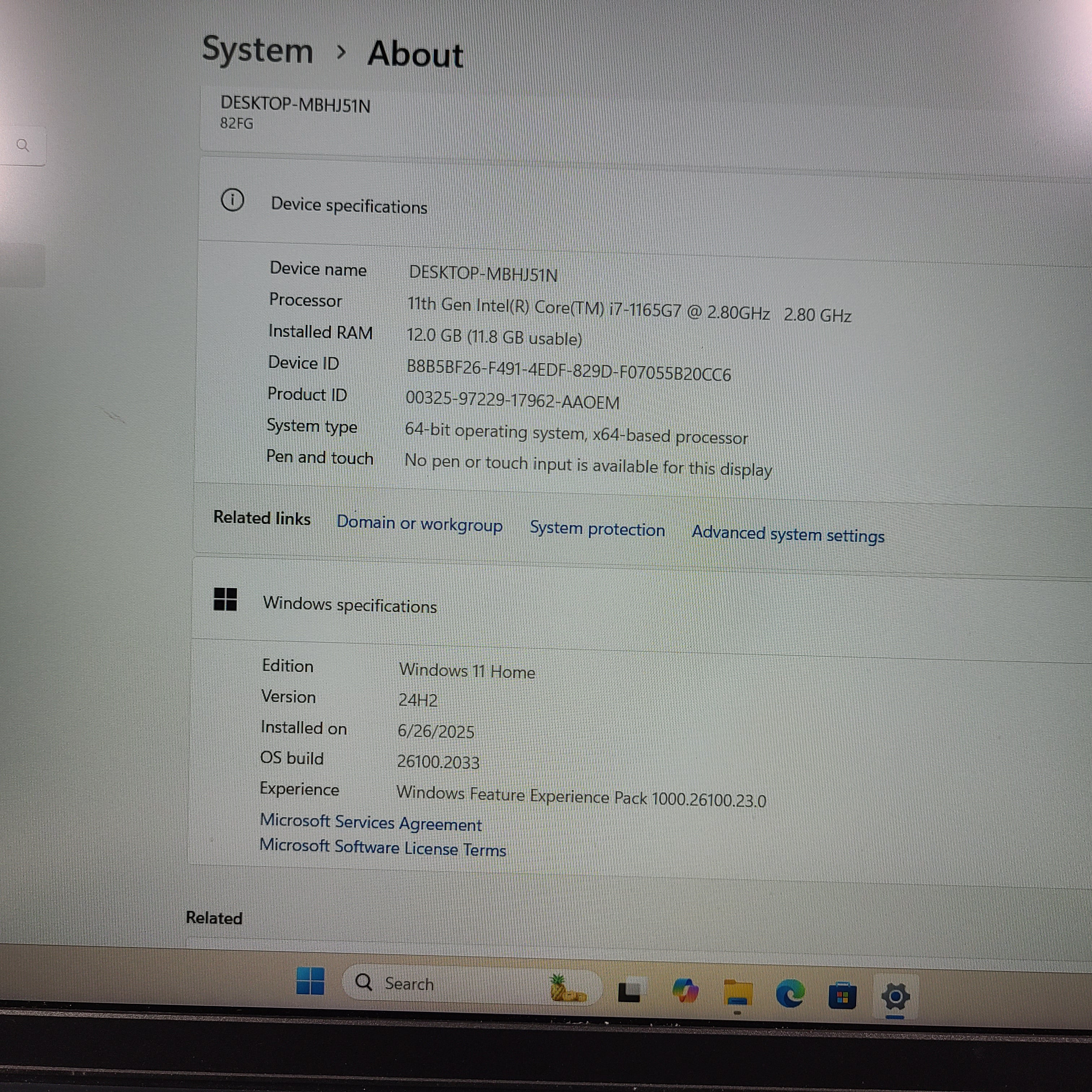 A powerful Lenovo IdeaPad 5 15ITL05 laptop with Intel Core i7 processor and 12GB RAM