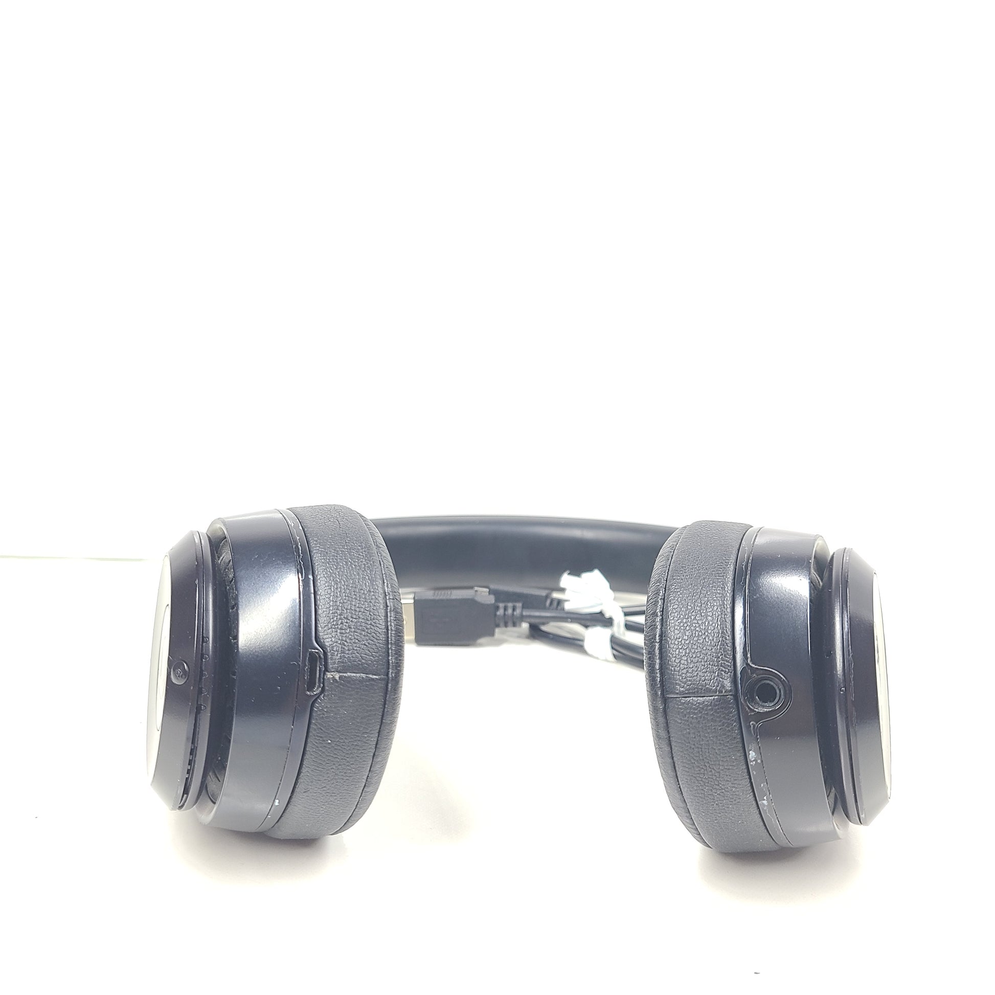 A pair of black Beats Solo3 Wireless On-Ear Headphones