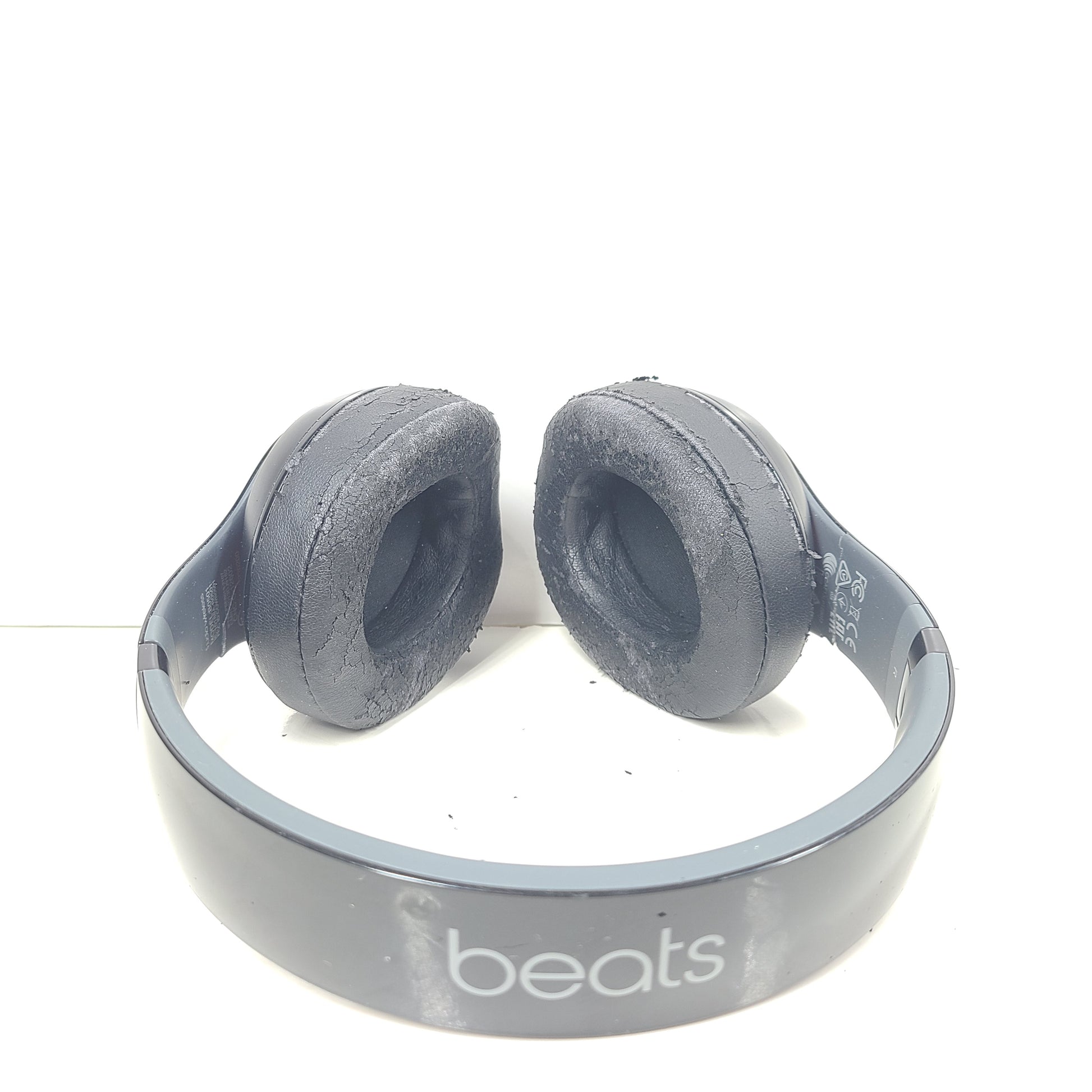 A pair of Beats Studio Wireless Over-Ear Headphones model A1914