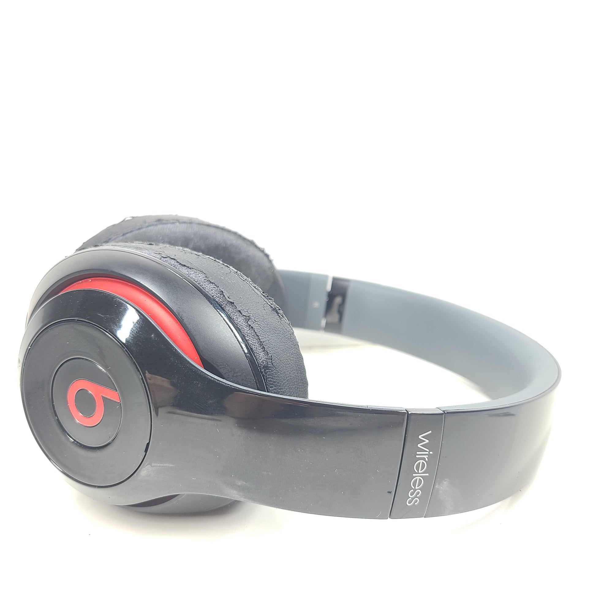 A pair of Beats Studio Wireless Over-Ear Headphones model A1914