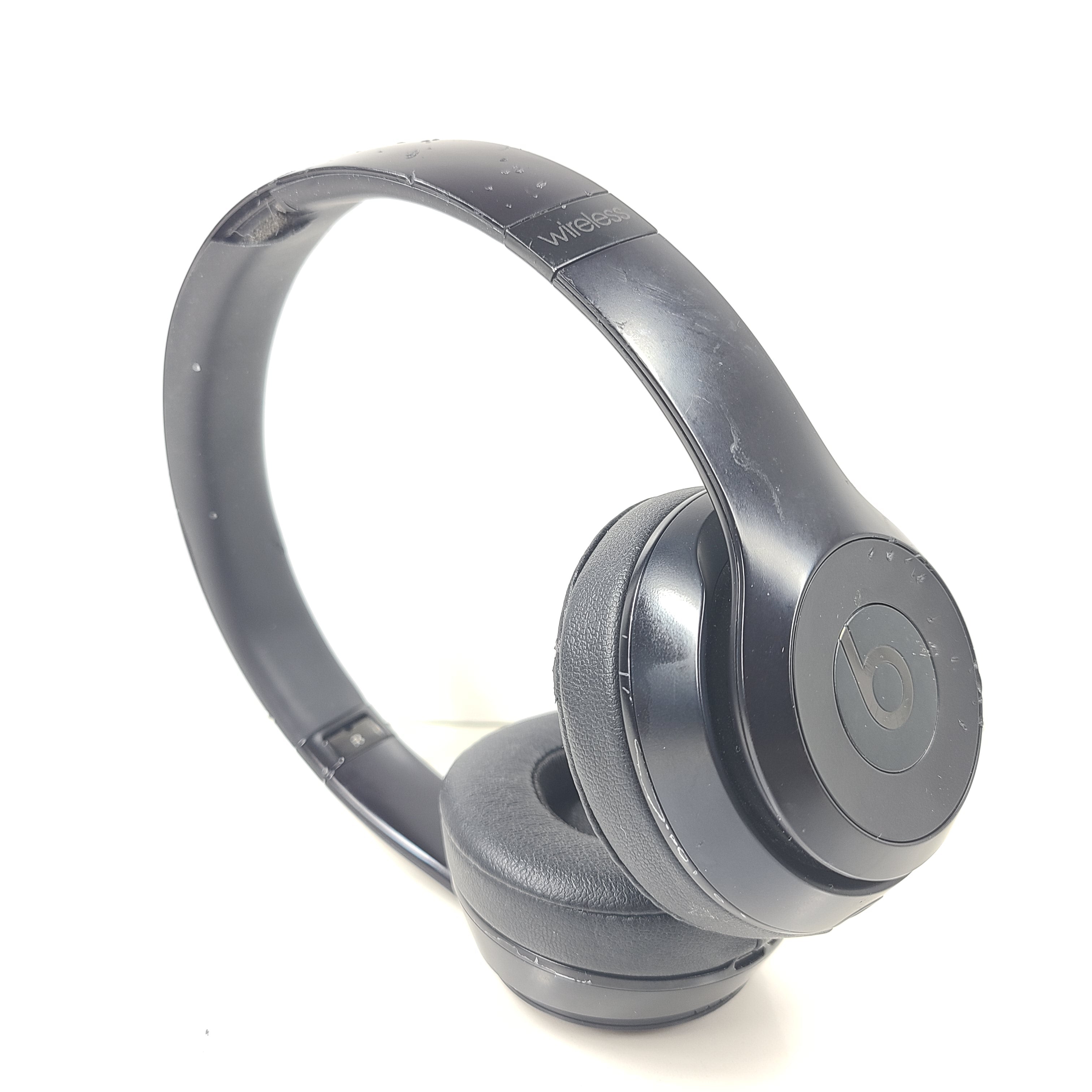 </strong> A pair of black Beats Solo3 Wireless On-Ear Headphones</p>