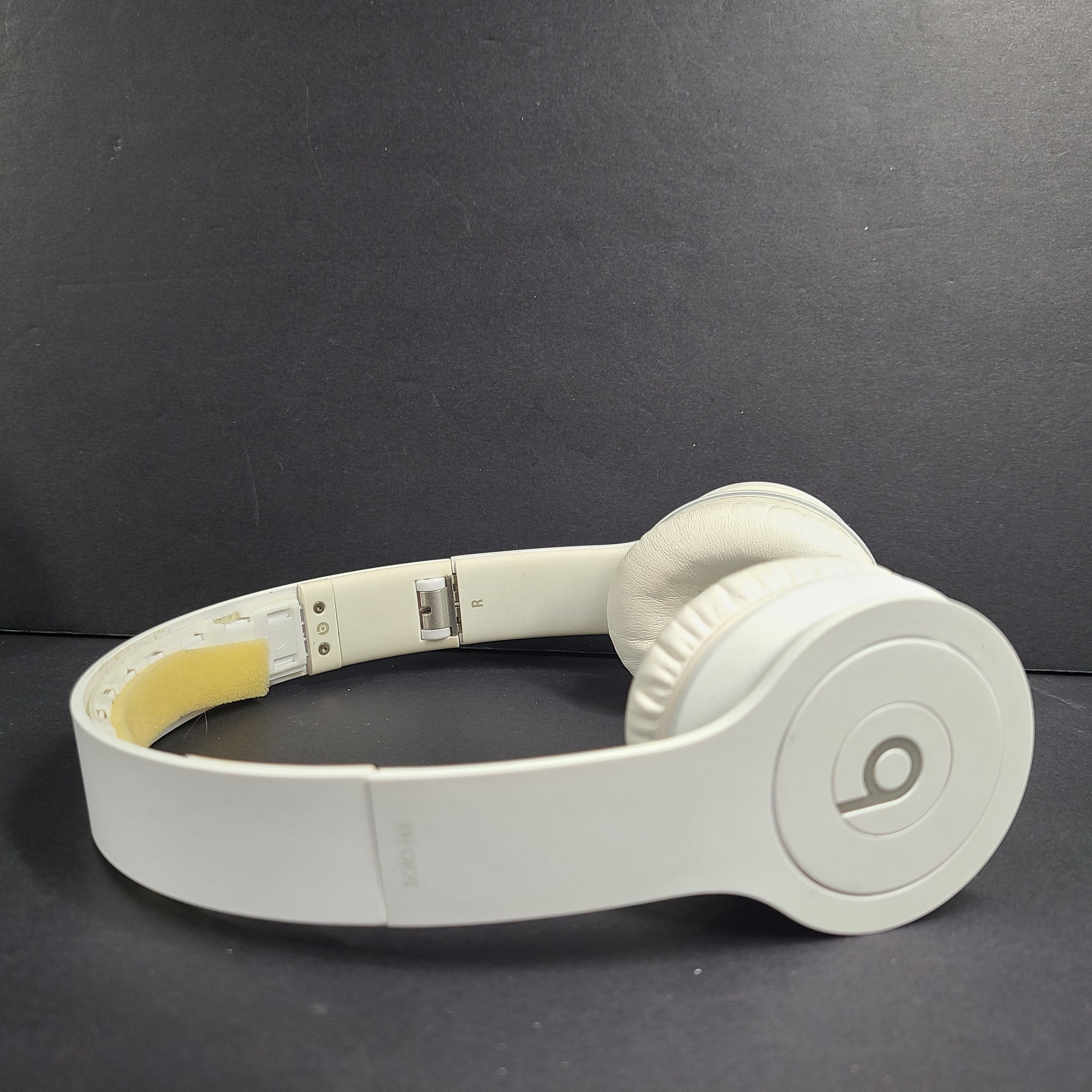 Premium Beats by Dr. Dre Solo HD On-Ear Headphones in White