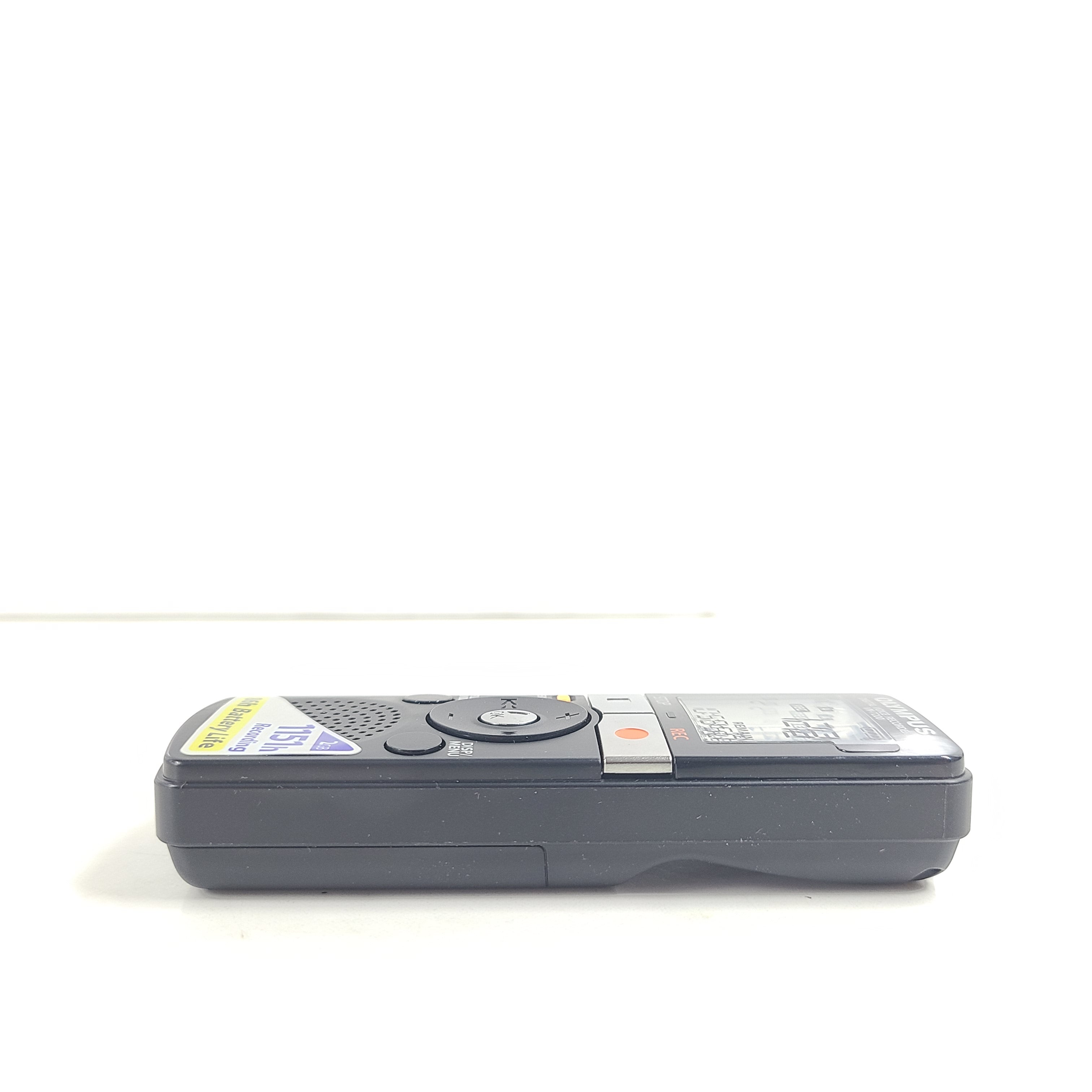 A compact and efficient digital voice recorder with 2GB storage