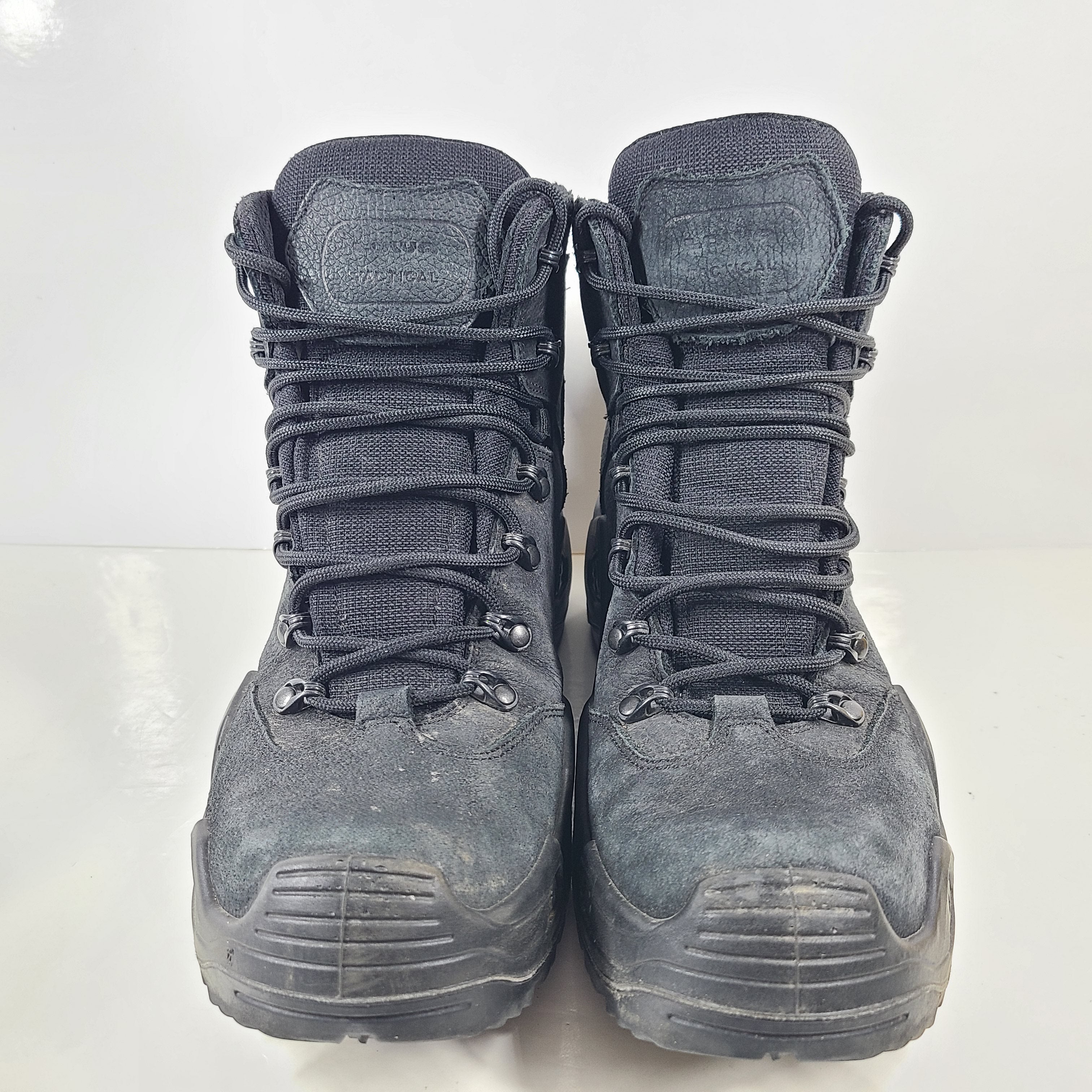 A pair of pre-owned Lowa Z6N GTX tactical boots in size UK 11 EU 46 US M 12