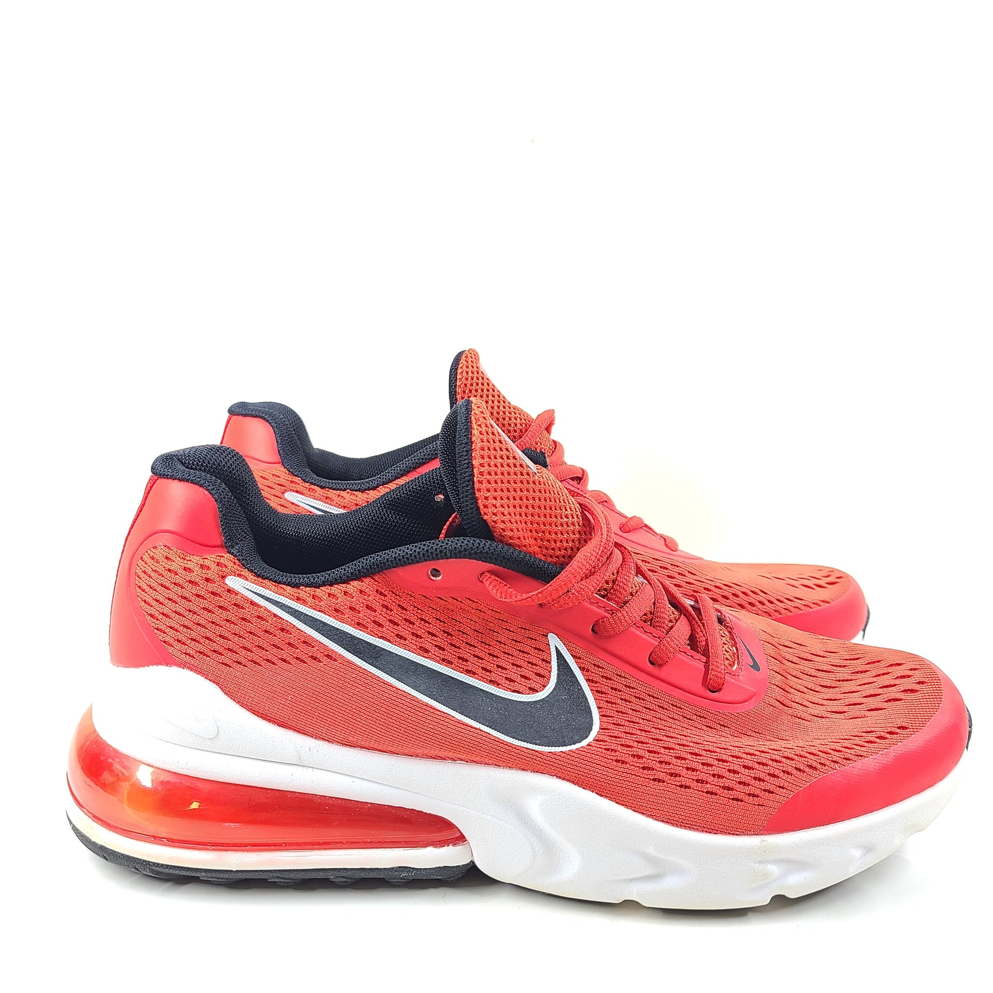 A pair of Nike React 270 red running shoes, size 8.5 EUR 42.