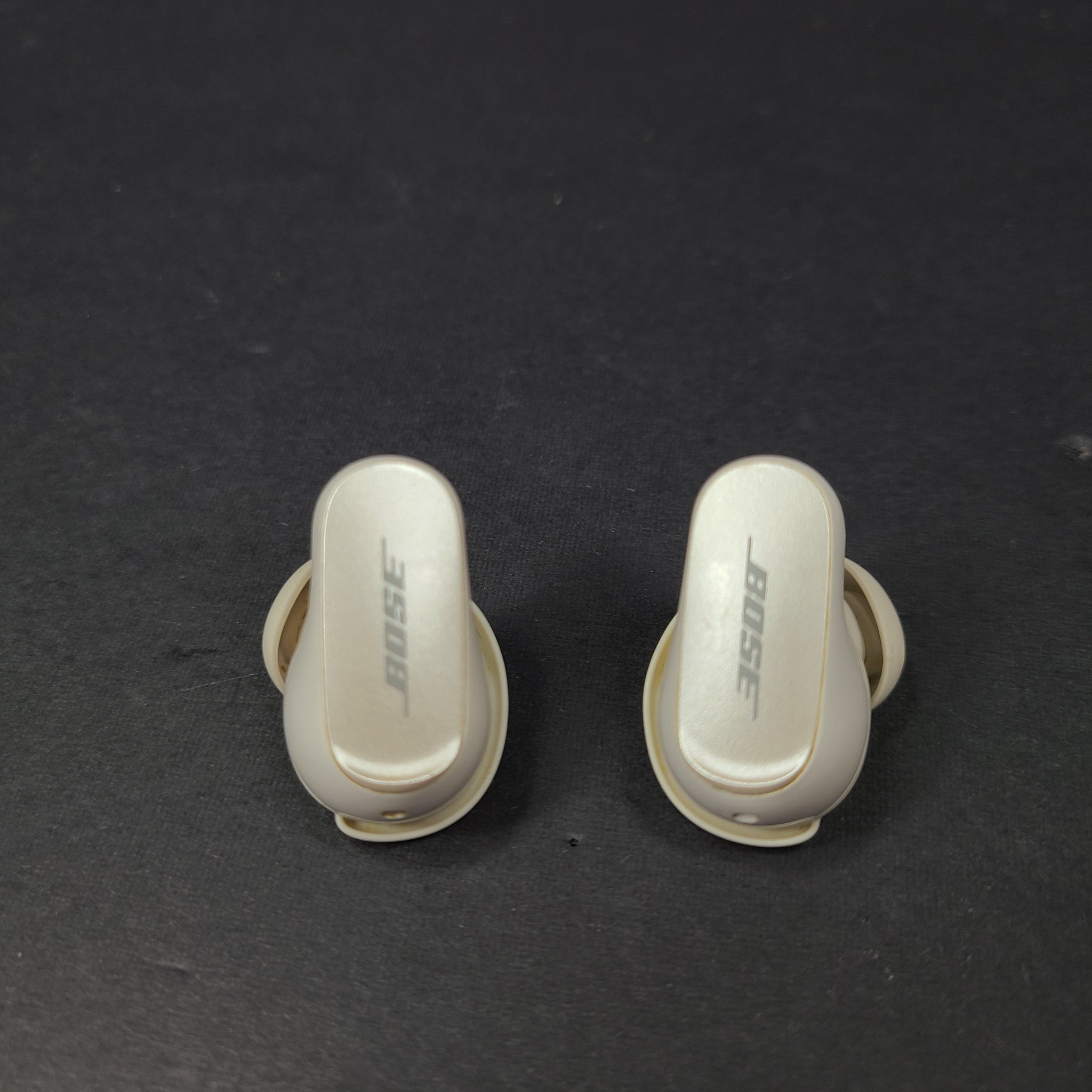 Bose QuietComfort ii Noise Cancelling True Wireless Earbuds - White