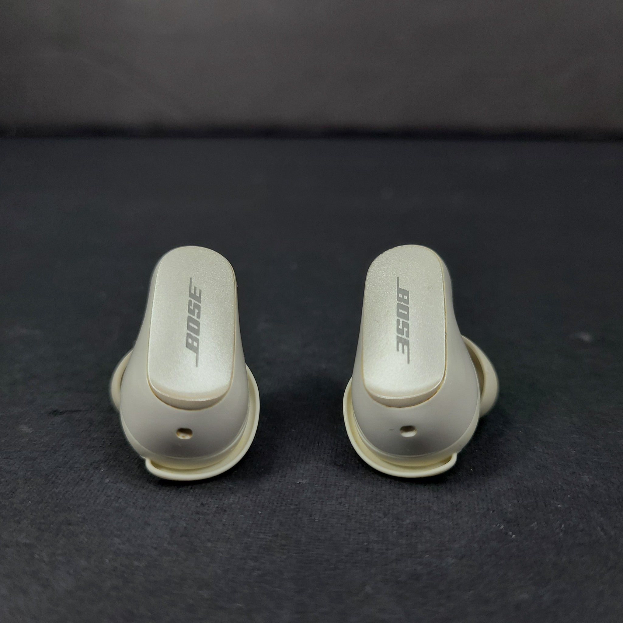 Bose QuietComfort ii Noise Cancelling True Wireless Earbuds - White