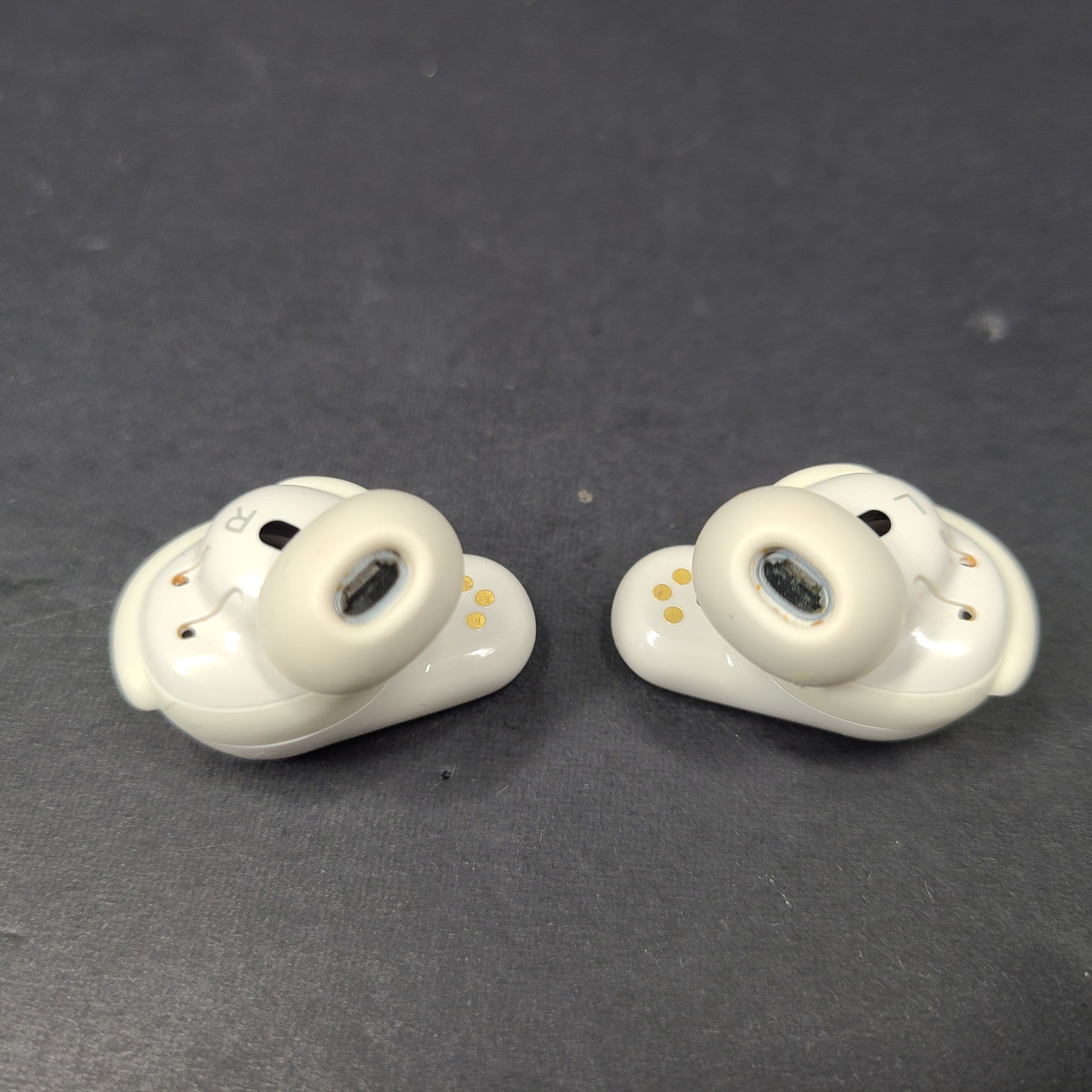 Bose QuietComfort ii Noise Cancelling True Wireless Earbuds - White