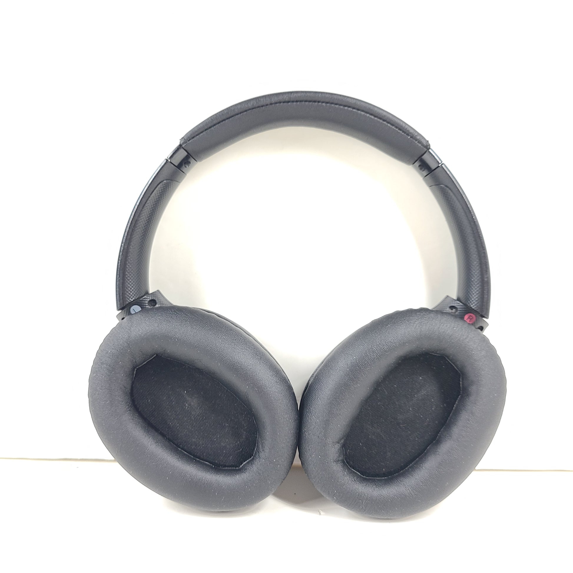 Black Sony WH-CH710N wireless over-ear headphones with active noise cancellation and USB-C charging.
