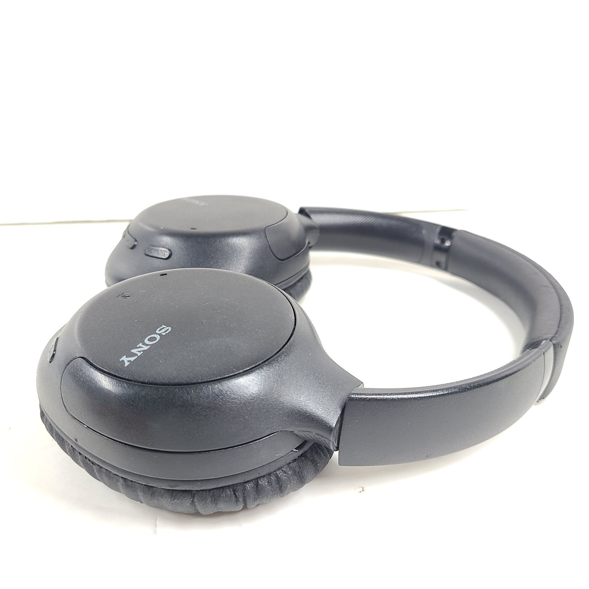Black Sony WH-CH710N wireless noise-cancelling over-ear headset with USB charging support and comfortable ear cushions.