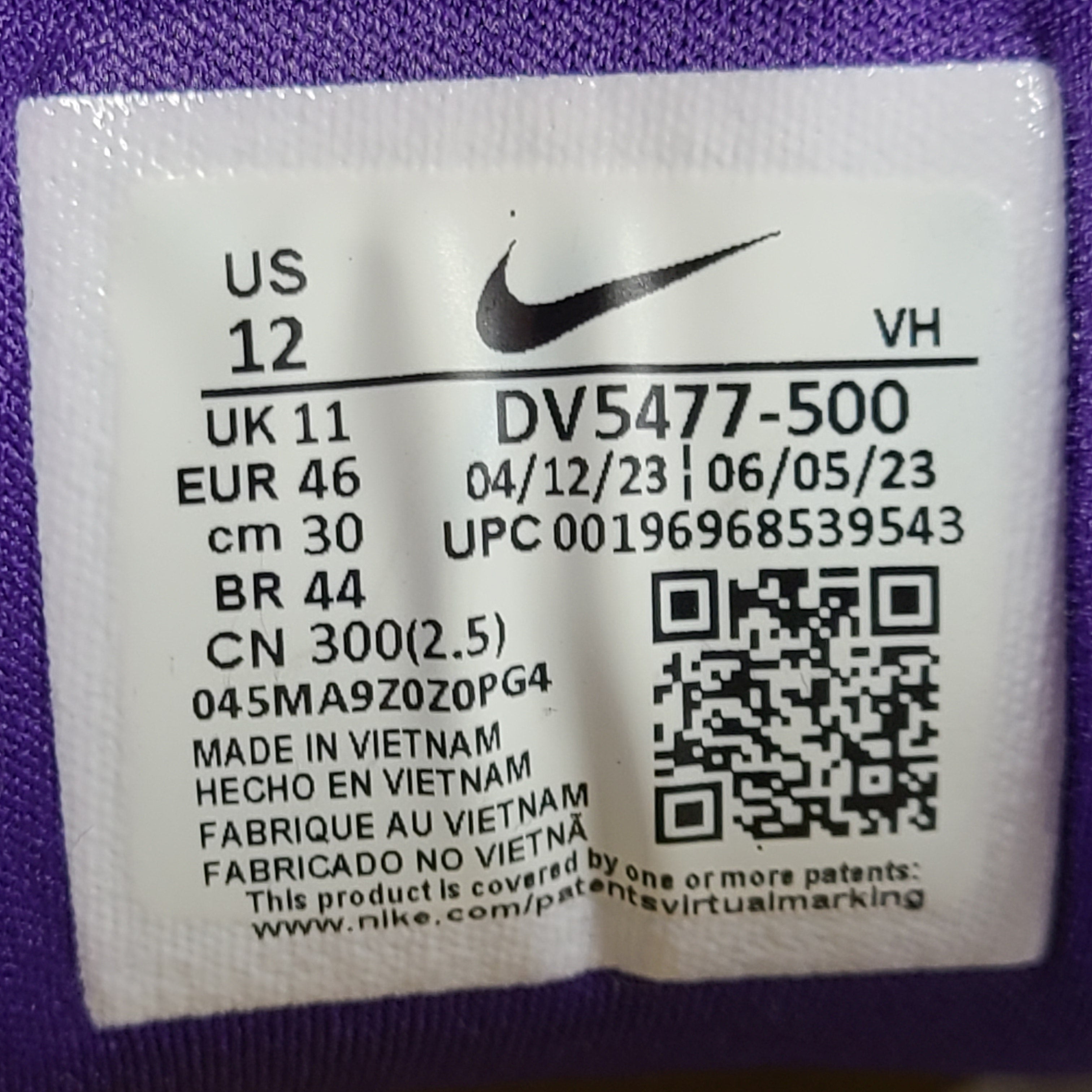 Nike SB Force 58 in purple, yellow and white offers a durable canvas-and-suede skate silhouette with responsive support and grip.