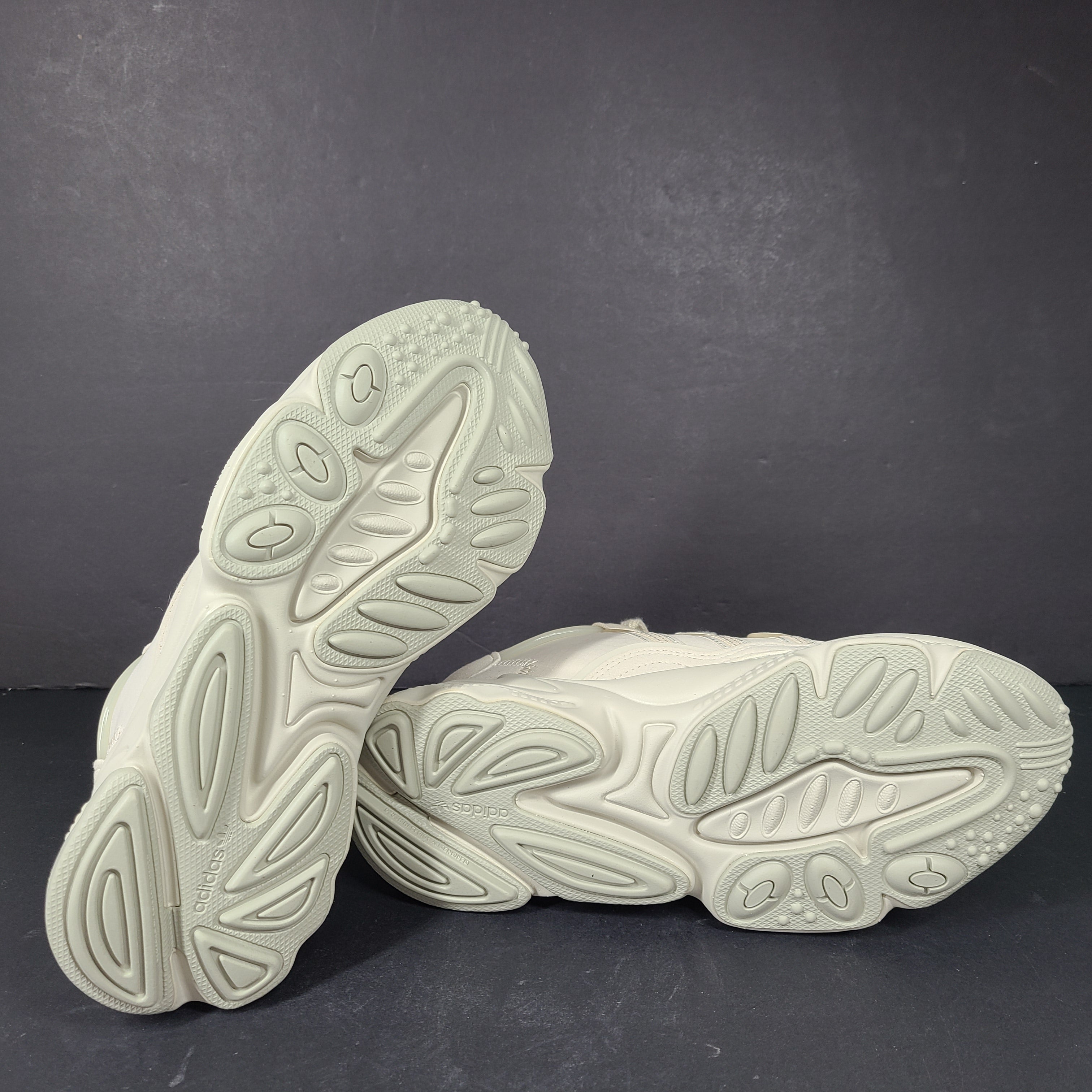 Adidas Originals Ozweego Adiprene sneaker in beige, US size 6.5, model GW8059.