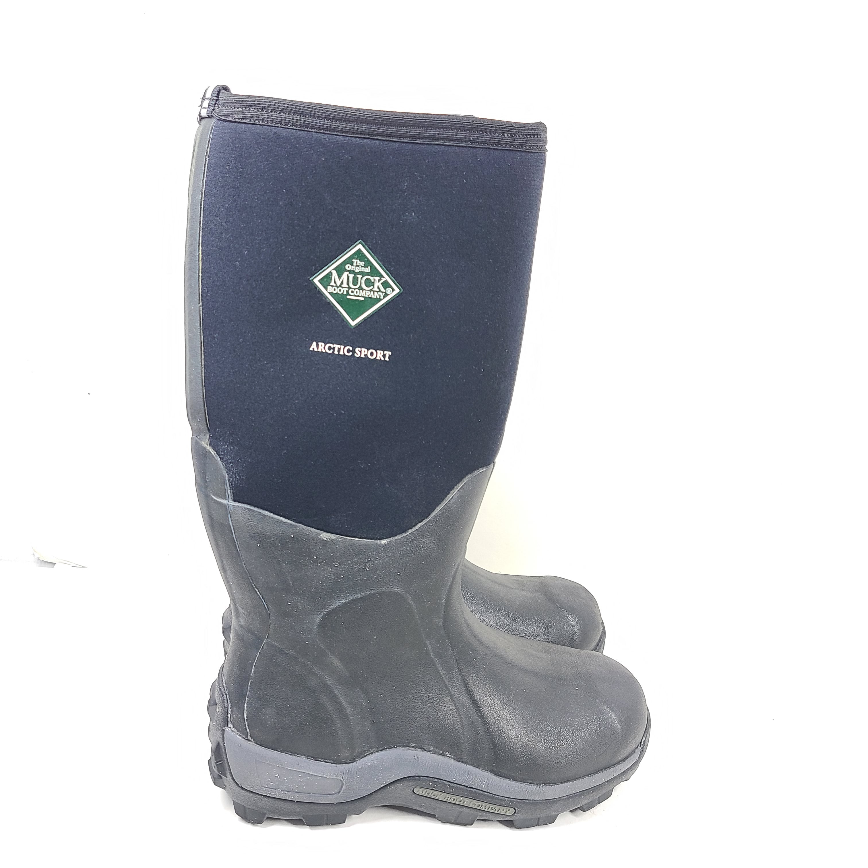 Black and navy Arctic Sport boots by Muck Boot Company sized for US 9 men and US 10 women with room for medium to heavy socks.