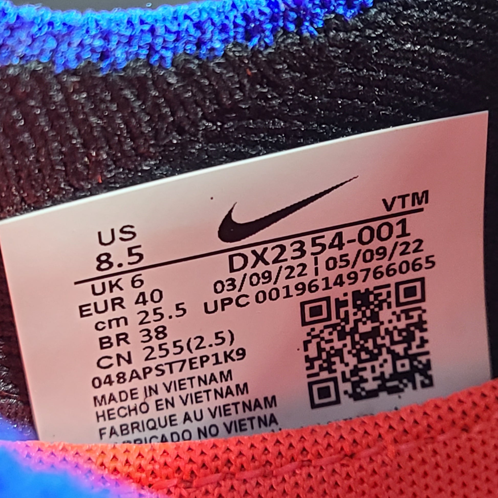 Nike React Phantom Run Flyknit 2 in multicolor with Flyknit upper and responsive React cushioning for energetic comfort.