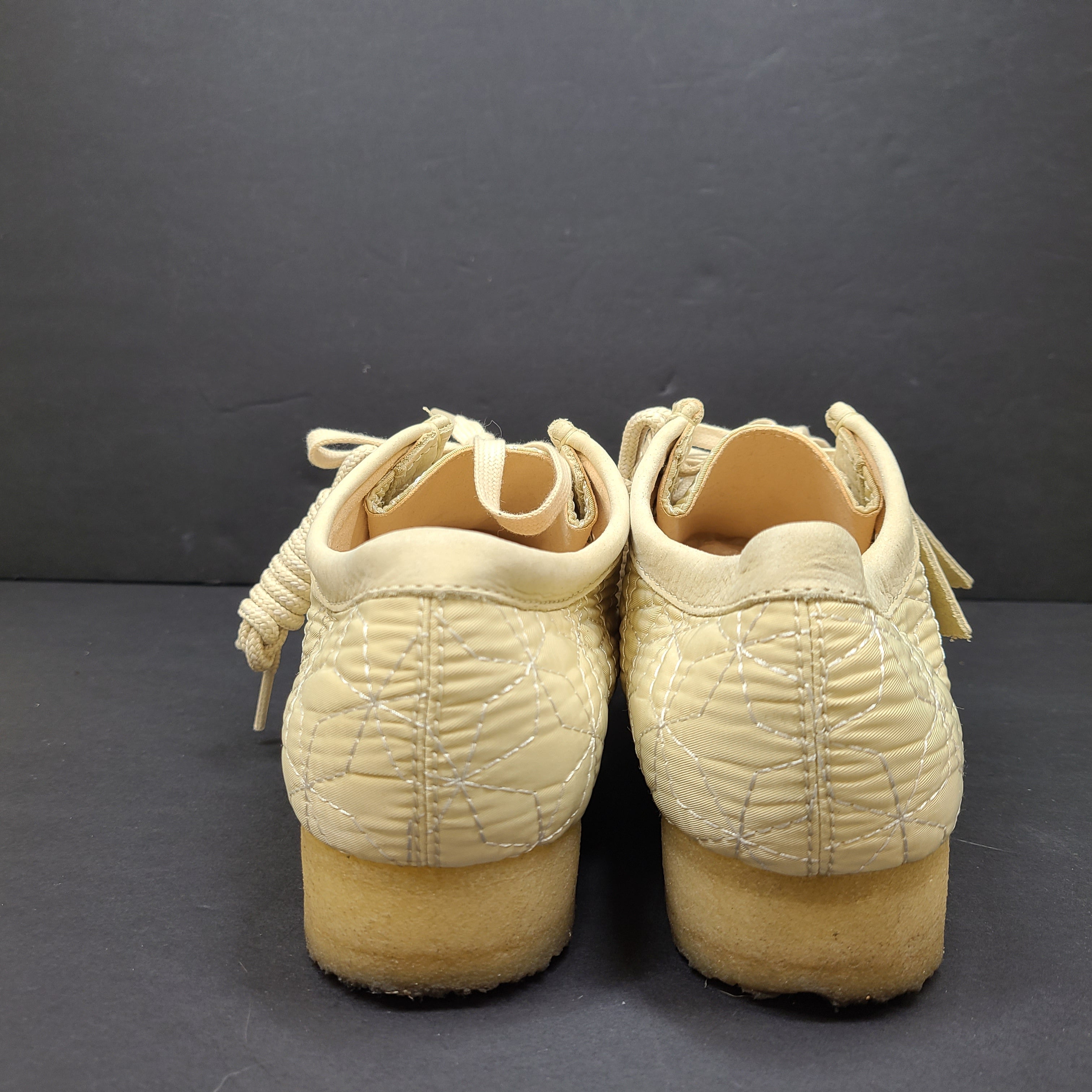 Clarks Originals Wallabees Quilted in cream with a moccasin-inspired silhouette sized US 8.