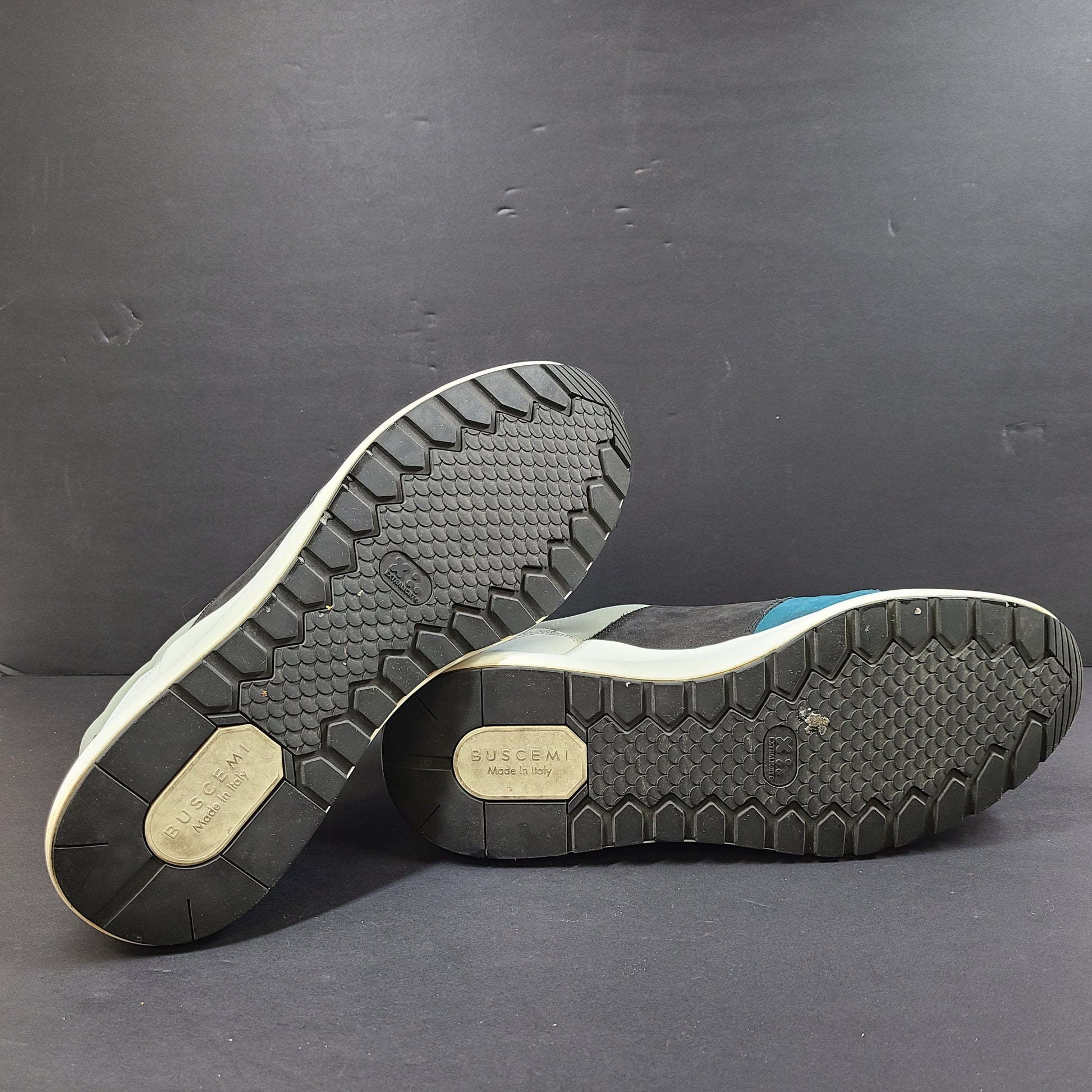 Buscemi multicolor leather sneakers in size 44 feature signature branding on tongue, heel, and sole.