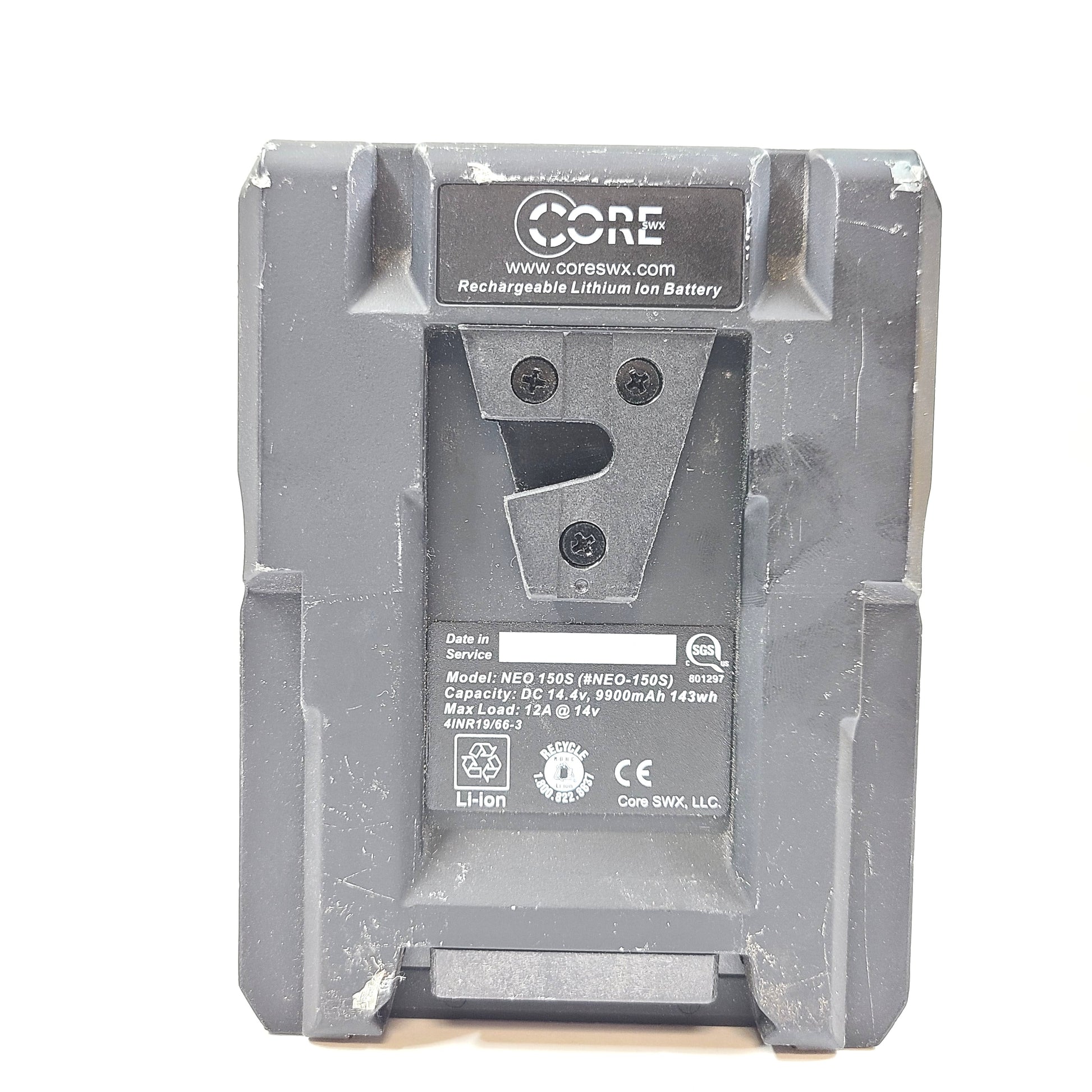 Black Core SWX Hypercore NEO 150S V-mount lithium-ion battery rated 143Wh for professional video power.
