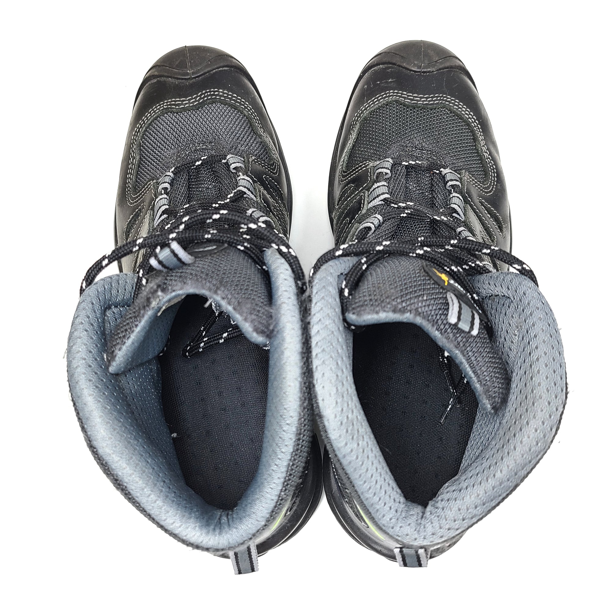 Black Grisport Block-up hiking boots with S3 SRC safety rating and ankle support.