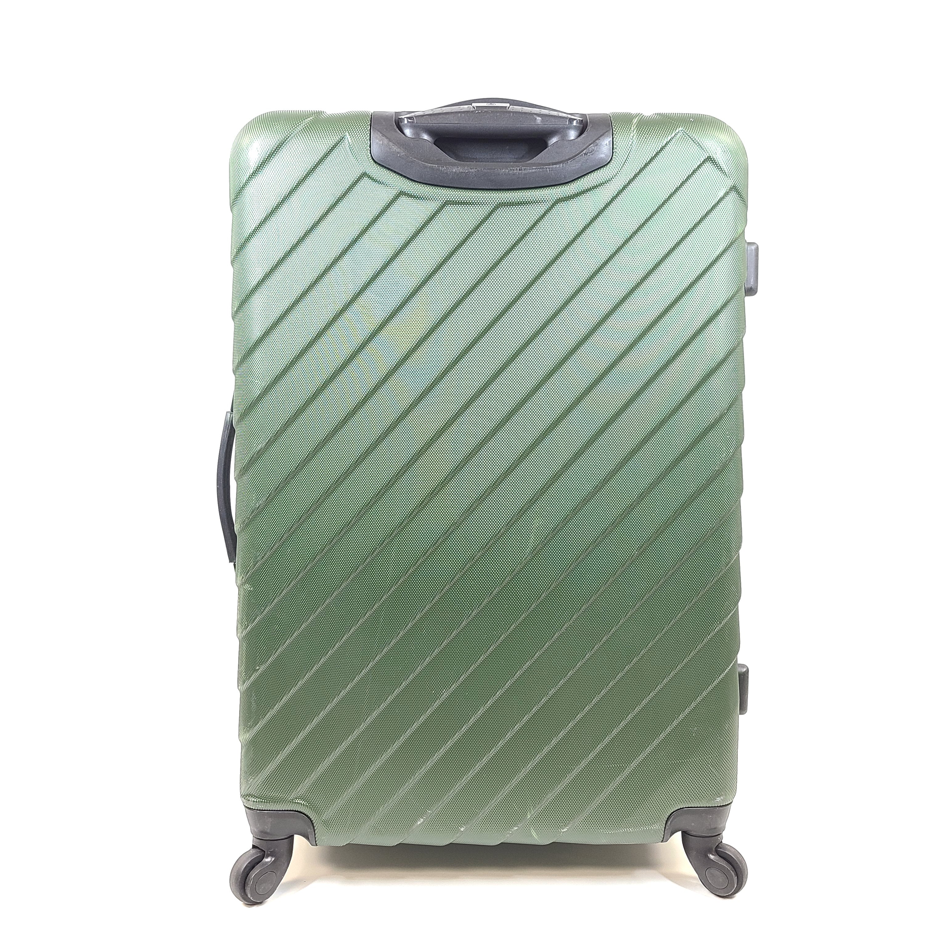 Green SwissGear hard-shell spinner luggage with retractable handle and interior straps.