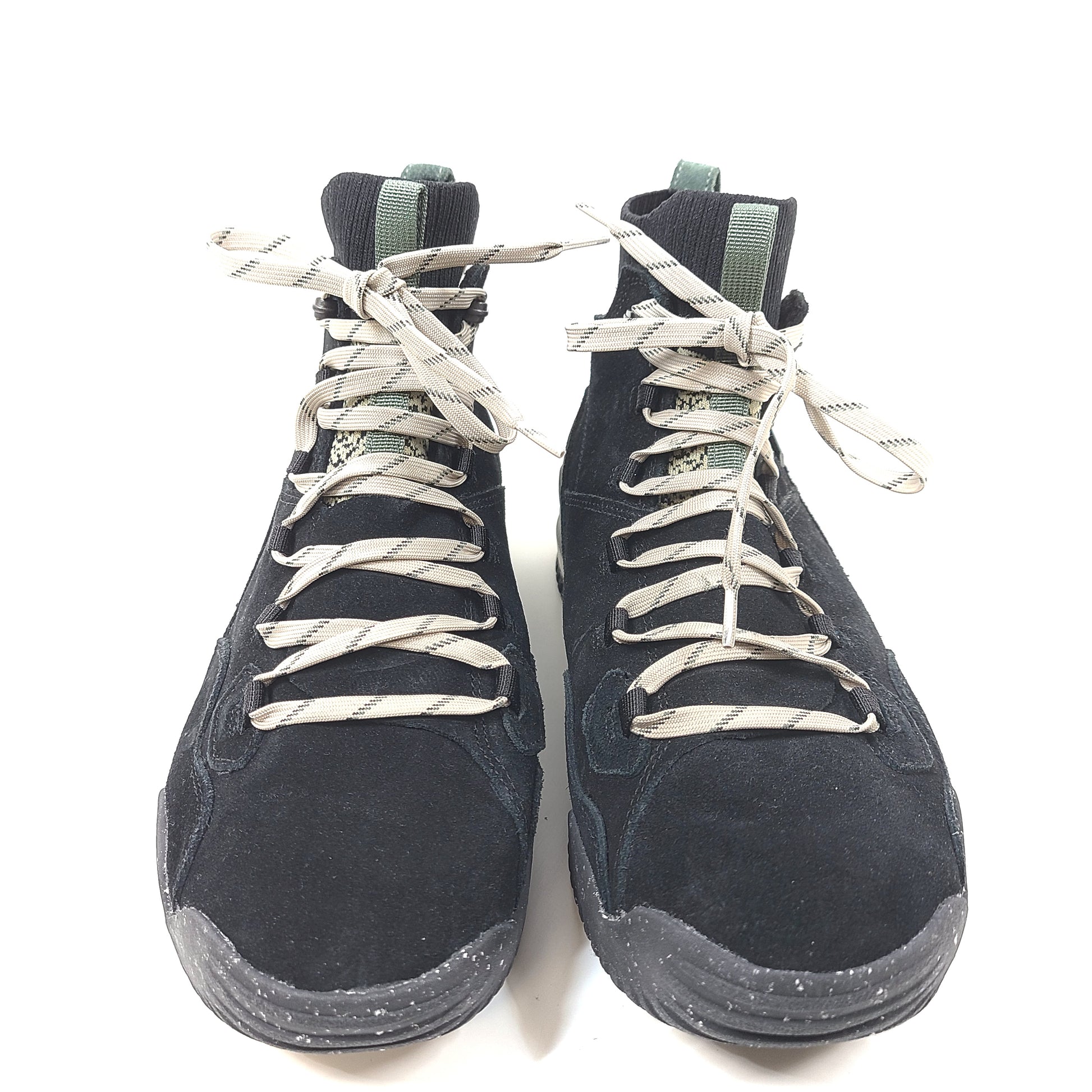 Black and green high-top waterproof men's hiking shoes from The North Face, model NF0A5G2Z, US size 10.
