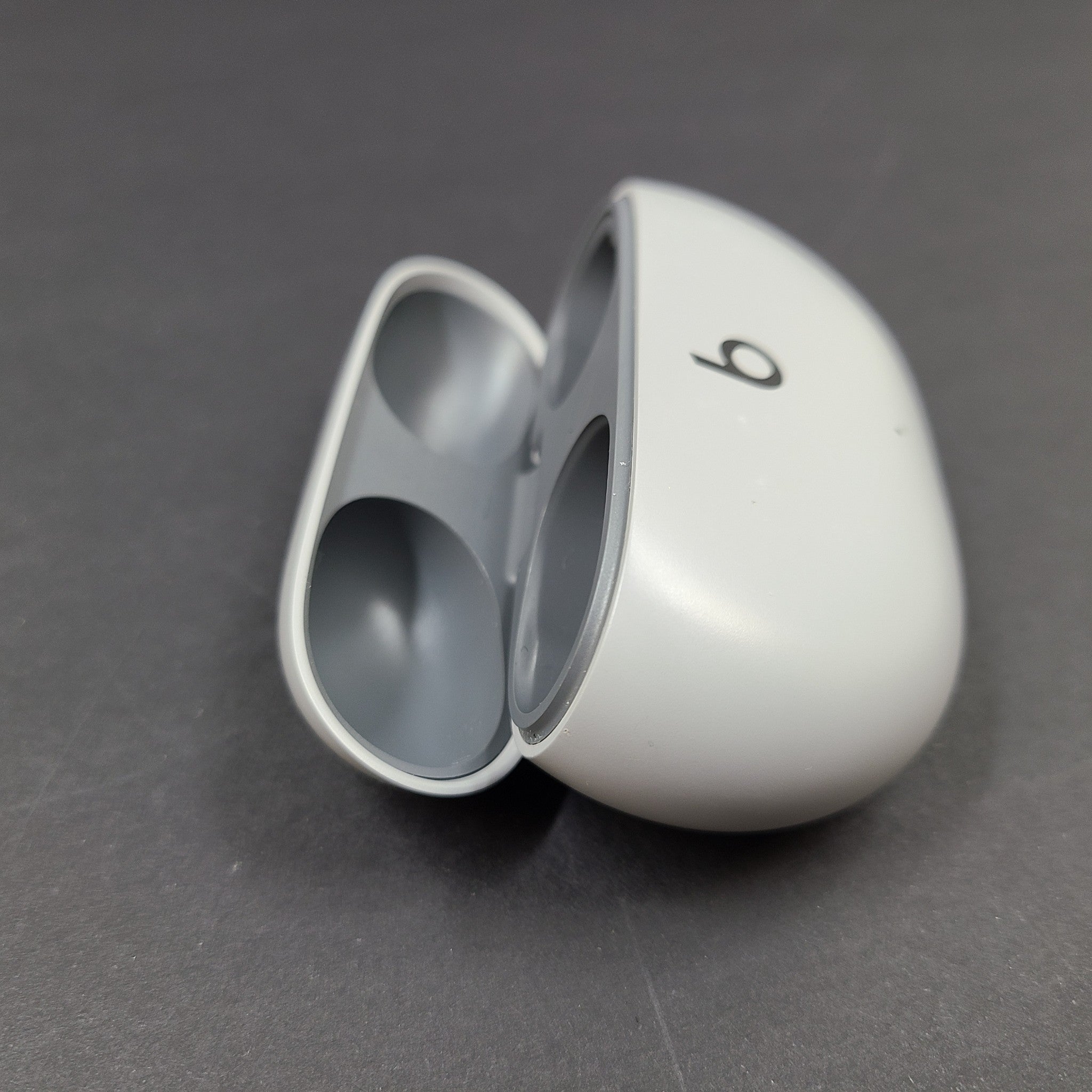 Apple Beats Studio Buds Bluetooth Earbud CASE ONLY A2514 - Gray
