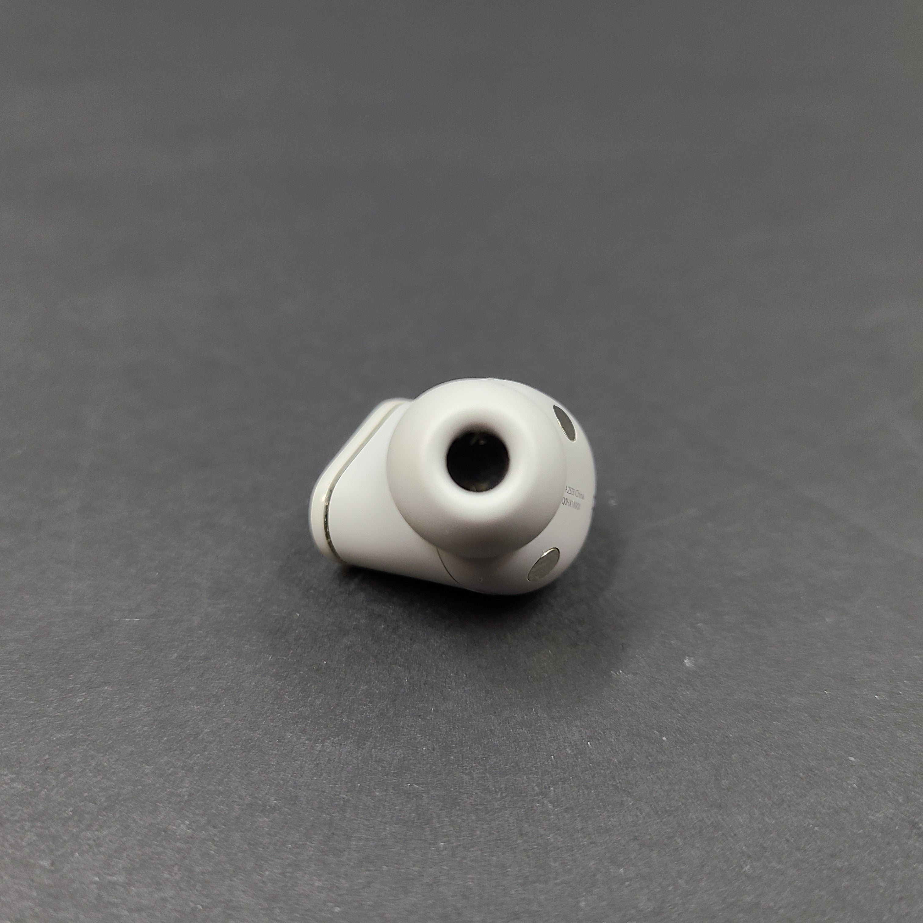 Apple Beats Studio Buds Bluetooth Earbud Replacement RIGHT ONLY A2513 - Gray