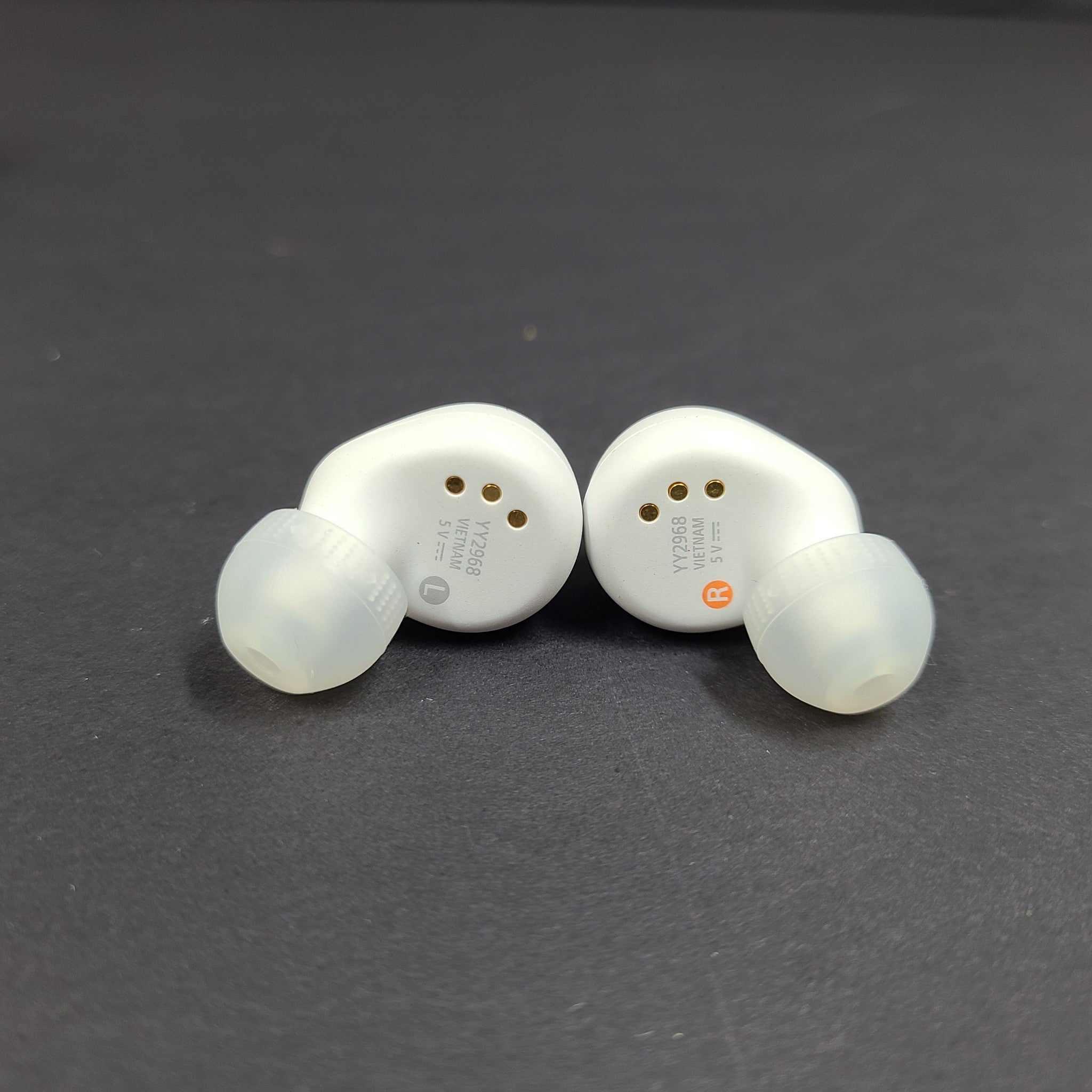Sony WF-C700N Truly Wireless Noise Canceling in-Ear Bluetooth Earbuds - White
