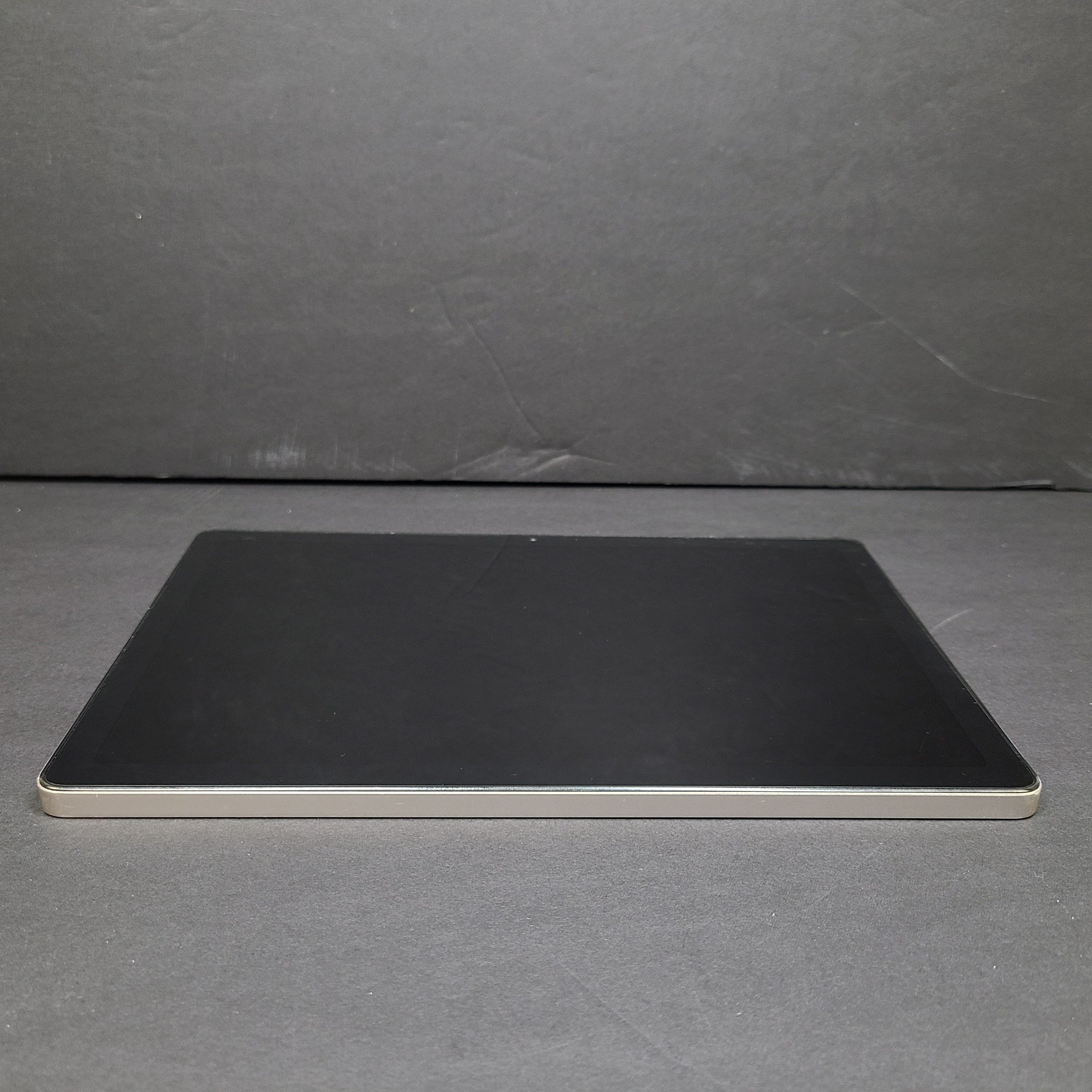 ONN 100135925 10.1 inch Tablet Pro 32GB Android Tablet - Gray/Silver