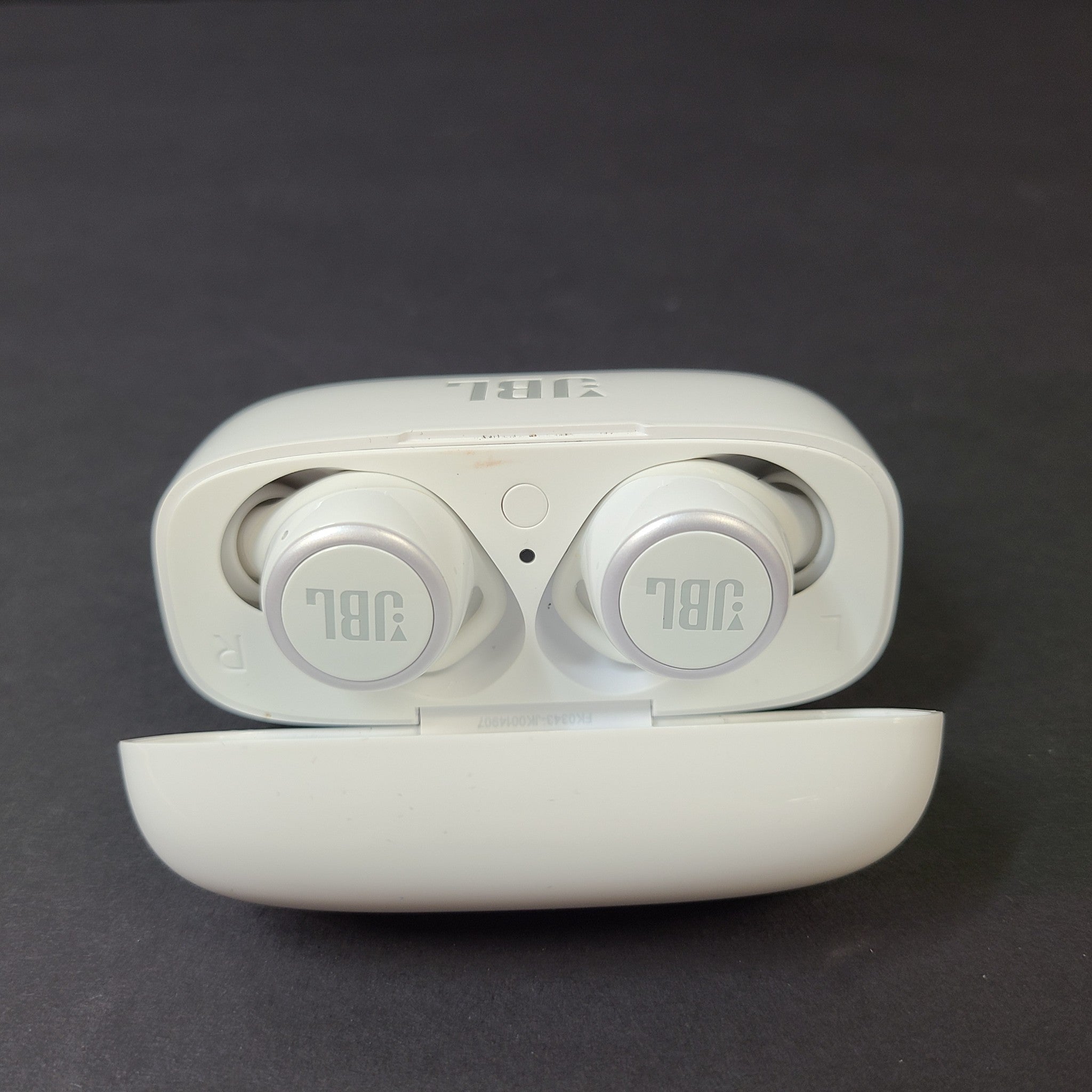 JBL Live 300TWS True Wireless Bluetooth Earbuds Earphones - White