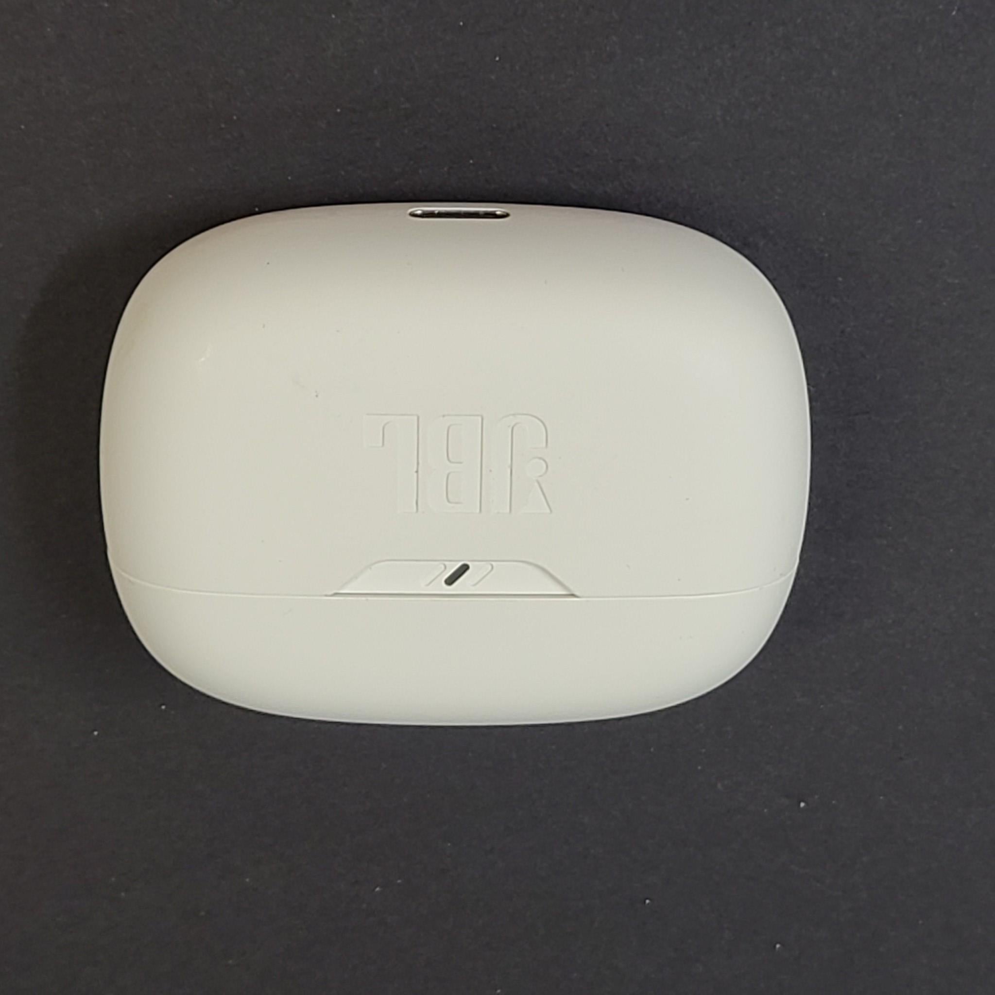JBL Vibe Beam Bluetooth Noise Cancelling Earphones Earbuds - White