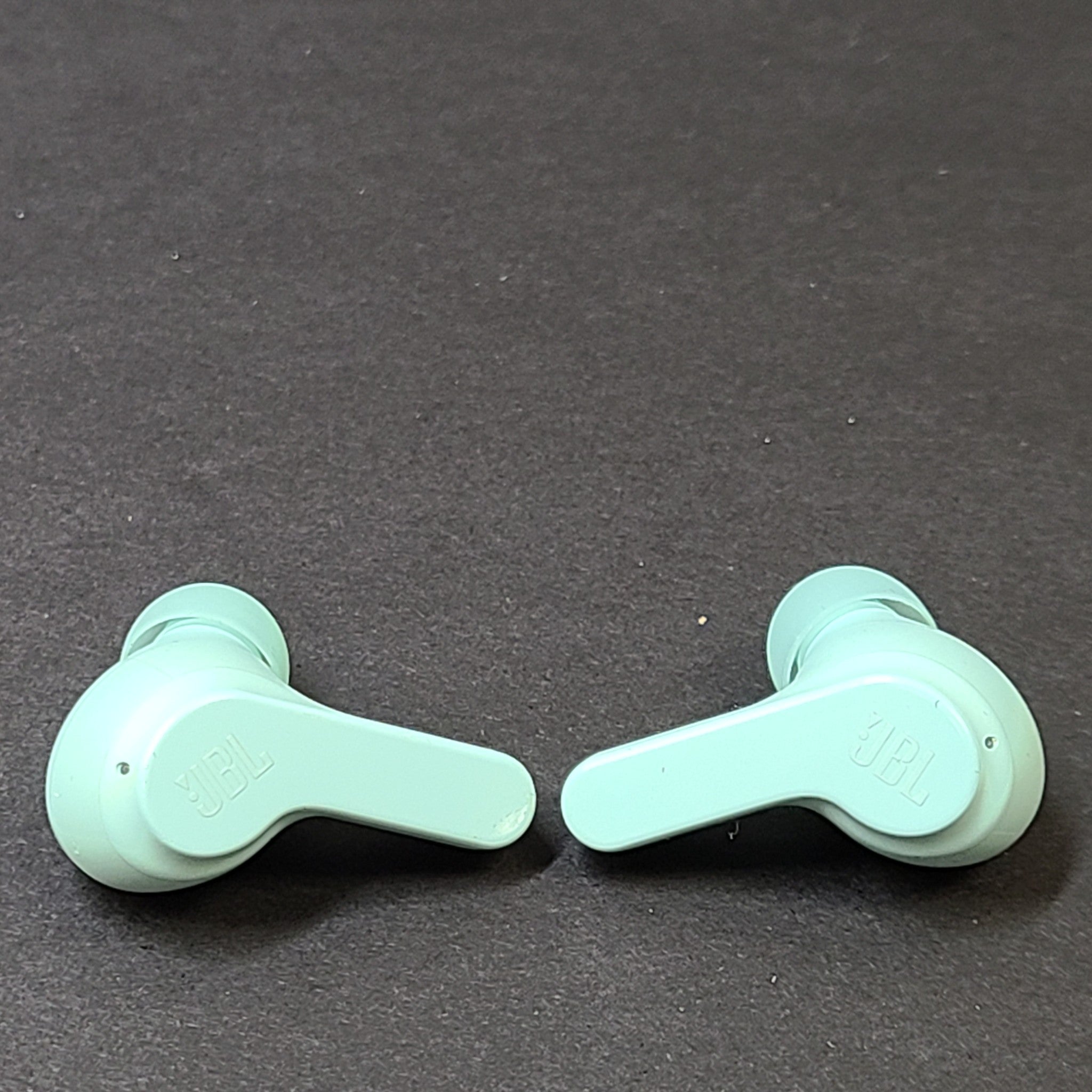 JBL Vibe Beam Bluetooth Noise Cancelling Earphones Earbuds - Baby Blue