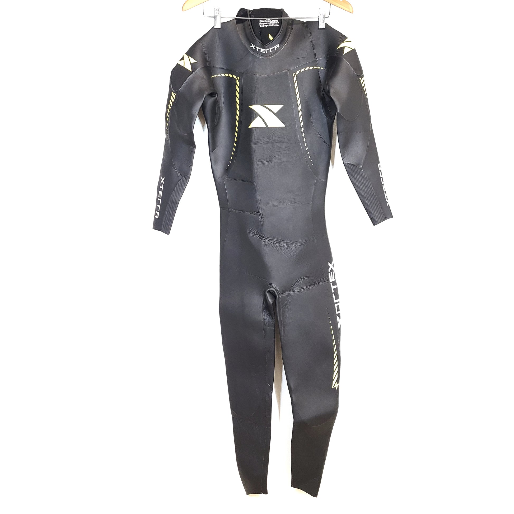 Xterra Vortex Medium-Large fullsuit wetsuit in black for triathlon and open-water swimming.