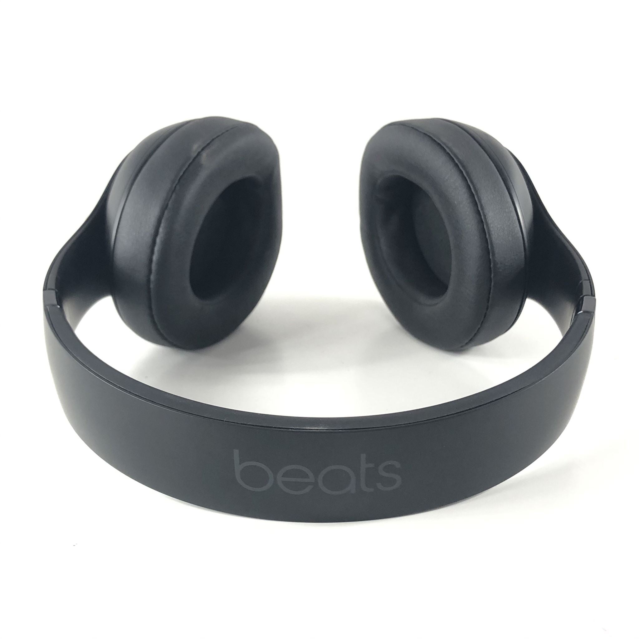Beats by Dr. Dre Studio3 Over Ear Wireless Headphones with Accessories - Black