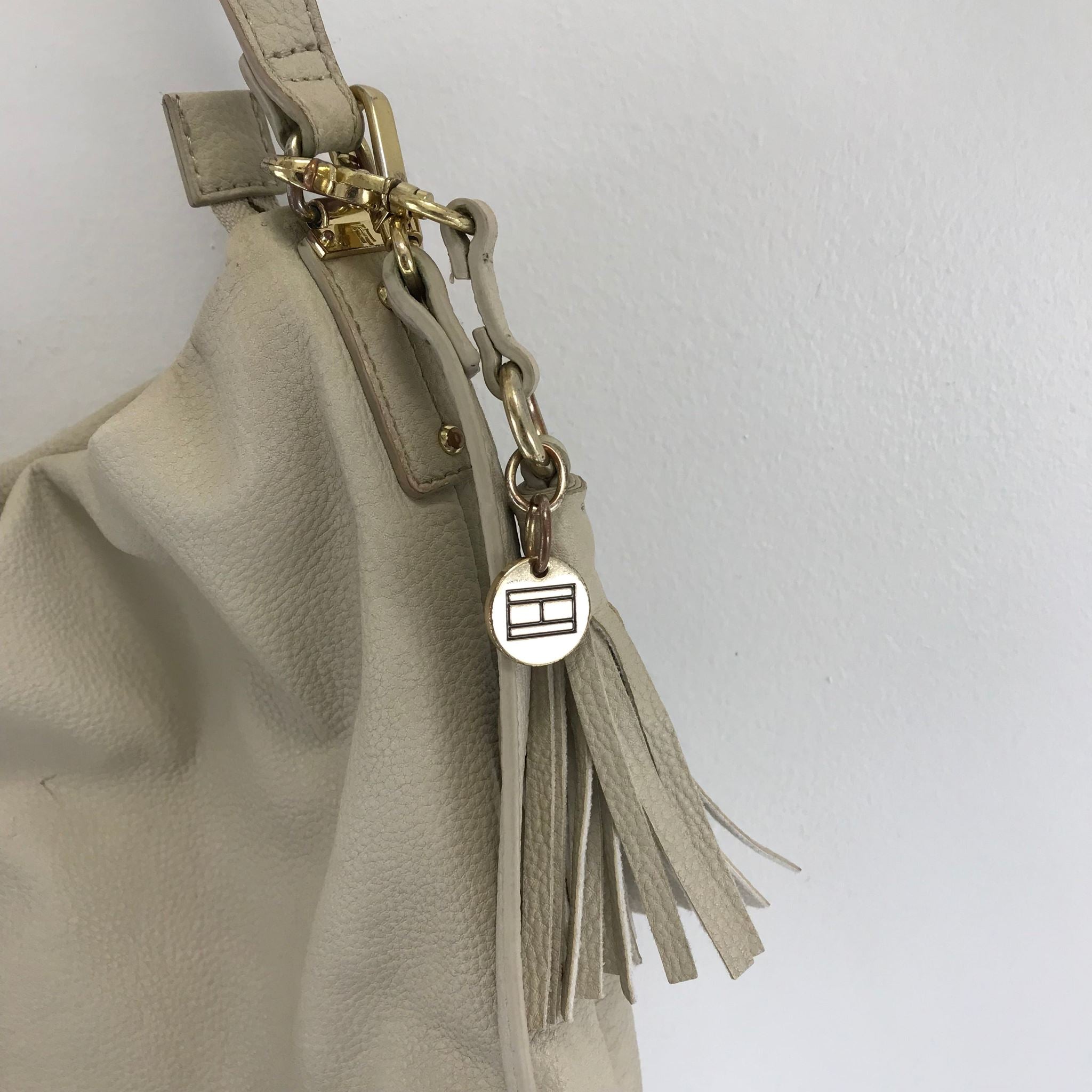 Tommy Hilfiger Bucket Hobo Shoulder Bag with Tassel and Detachable Strap Beige