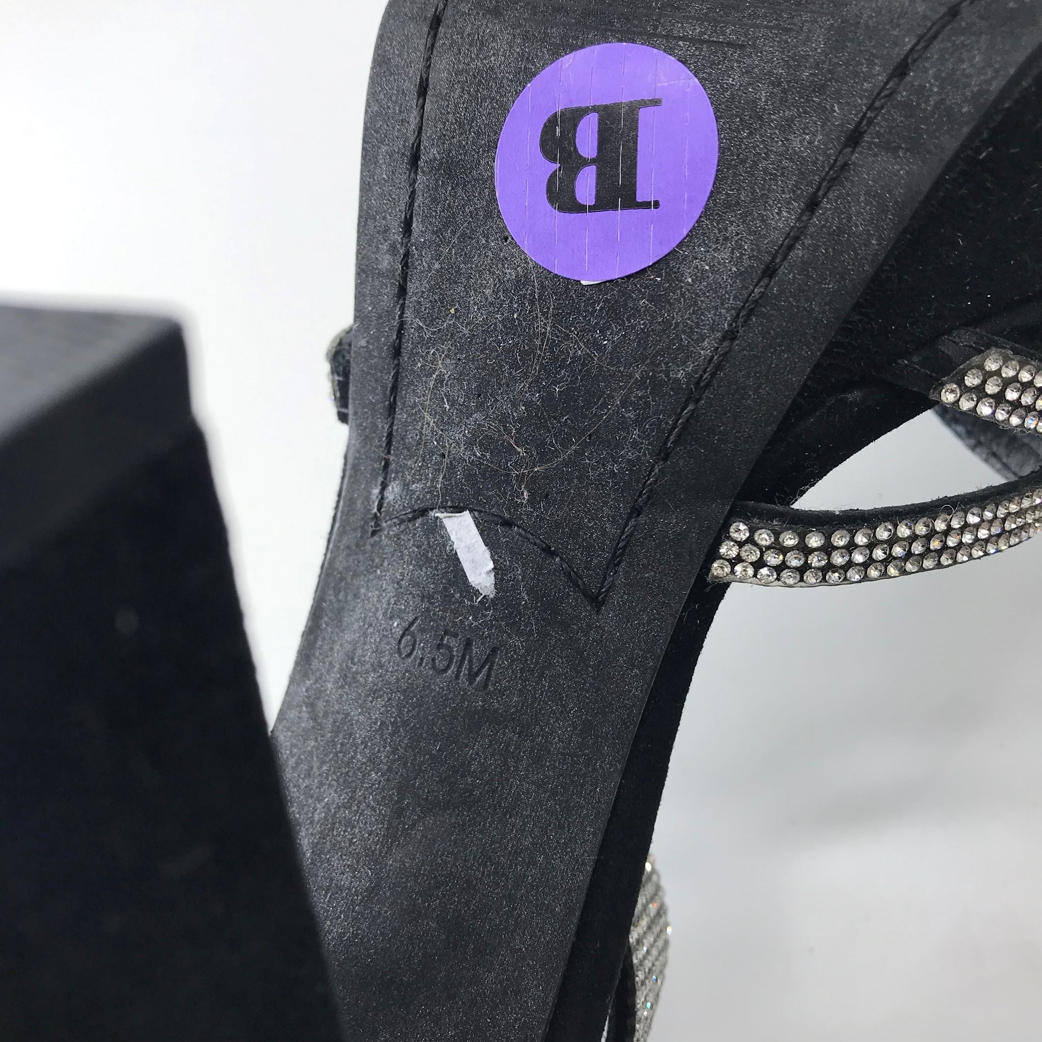 The Wishbone Collection Belinda Black Rhinestone Block Heel Sandals Sz 6.5