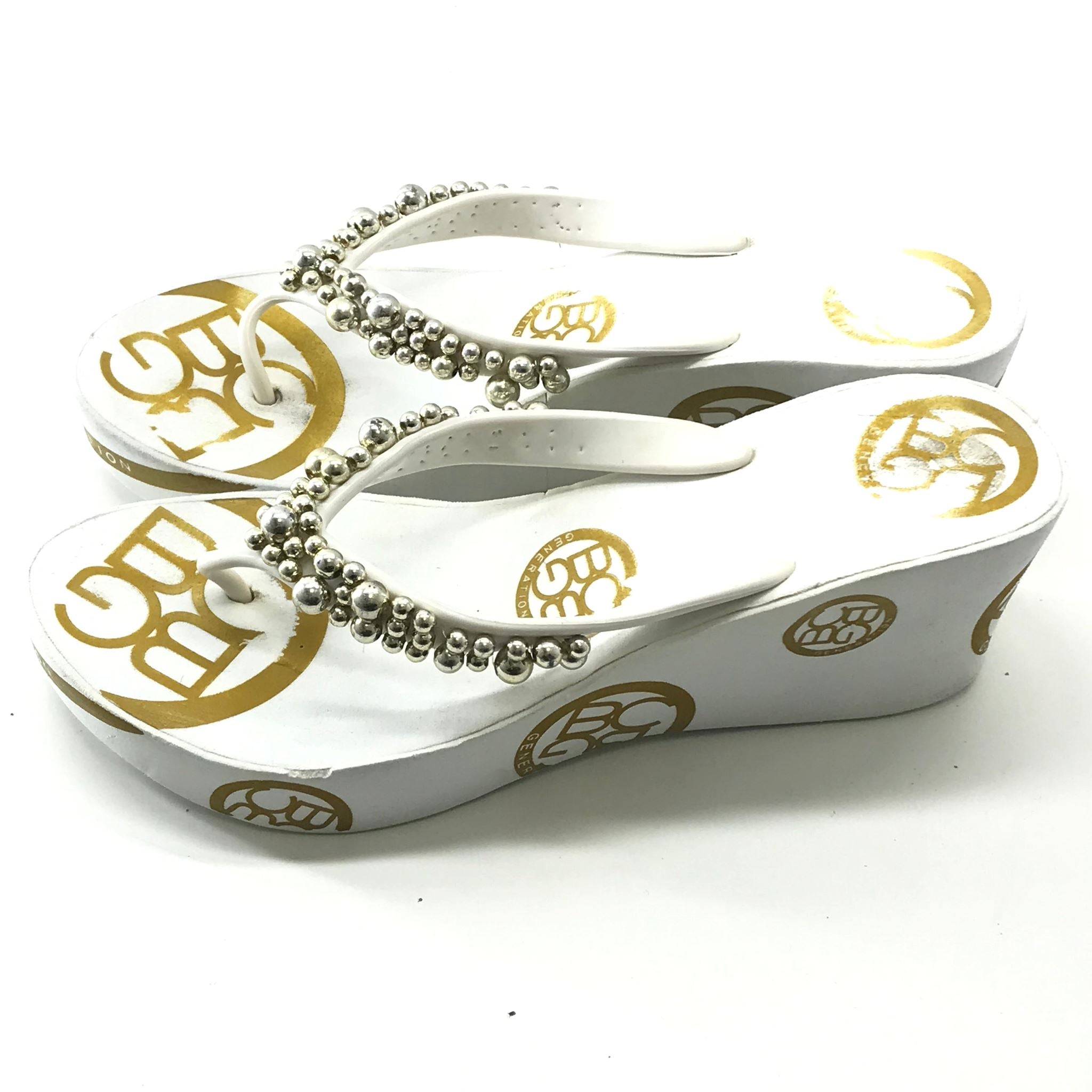 BCBG Generation White Wedge Flip Flops Beaded Thong Women's Size 9.5
