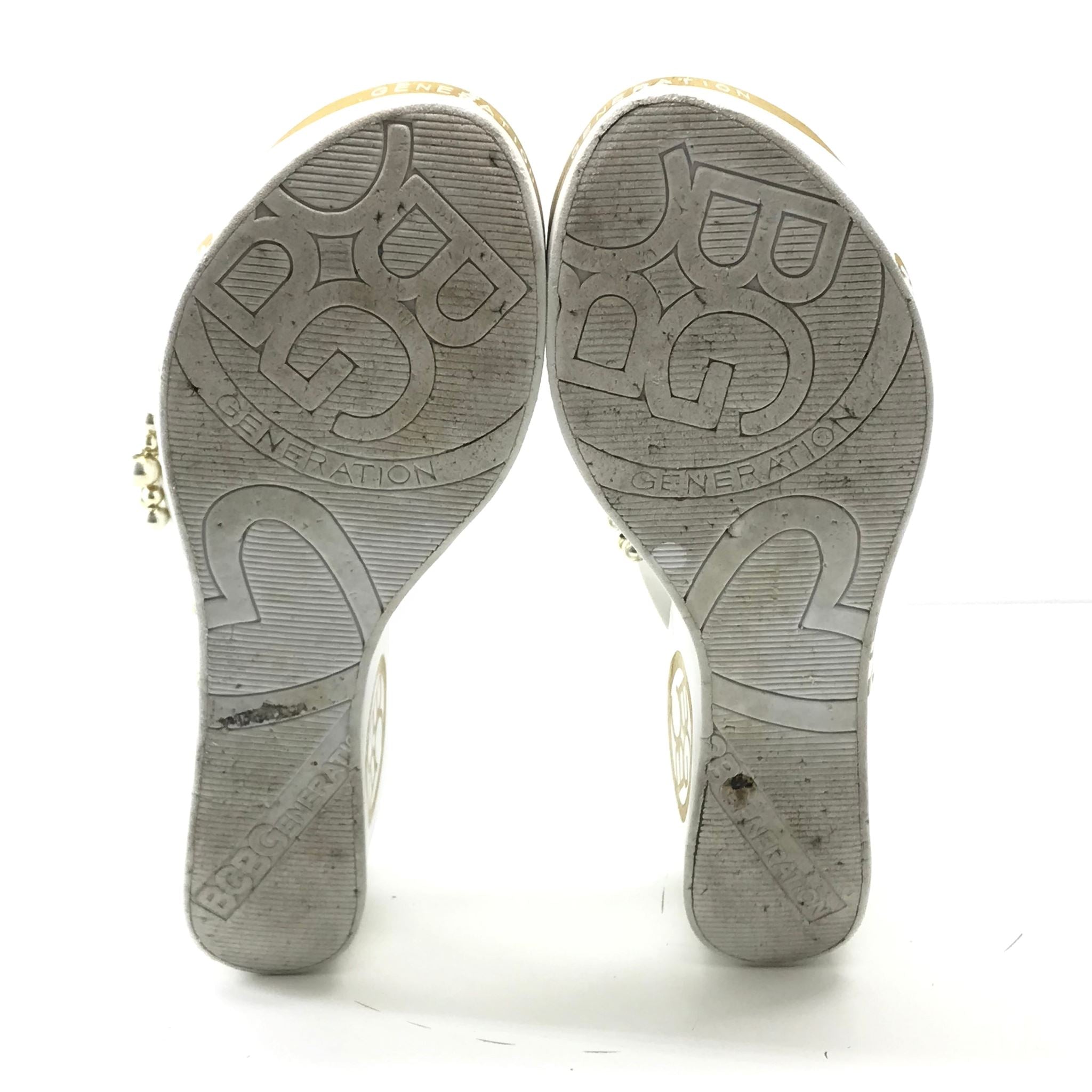 BCBG Generation White Wedge Flip Flops Beaded Thong Women's Size 9.5