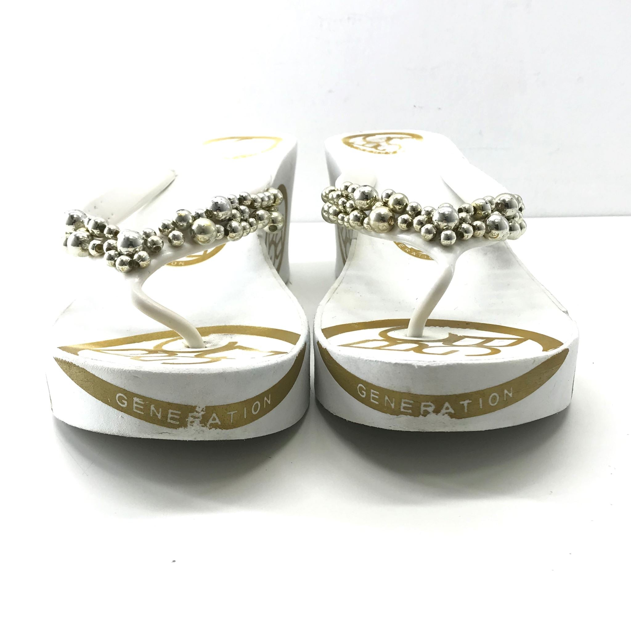 BCBG Generation White Wedge Flip Flops Beaded Thong Women's Size 9.5