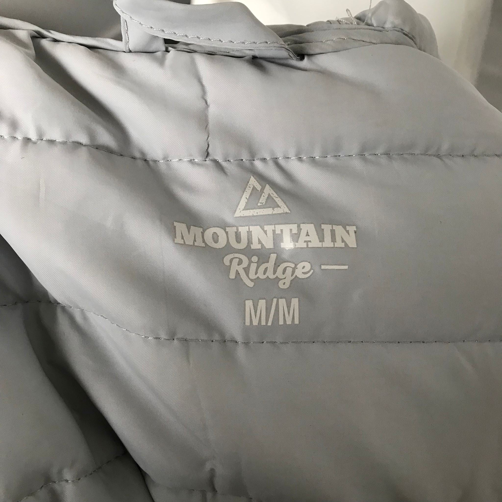 Mountain Ridge Women's Soft Lightweight Puffer Jacket White Sz M